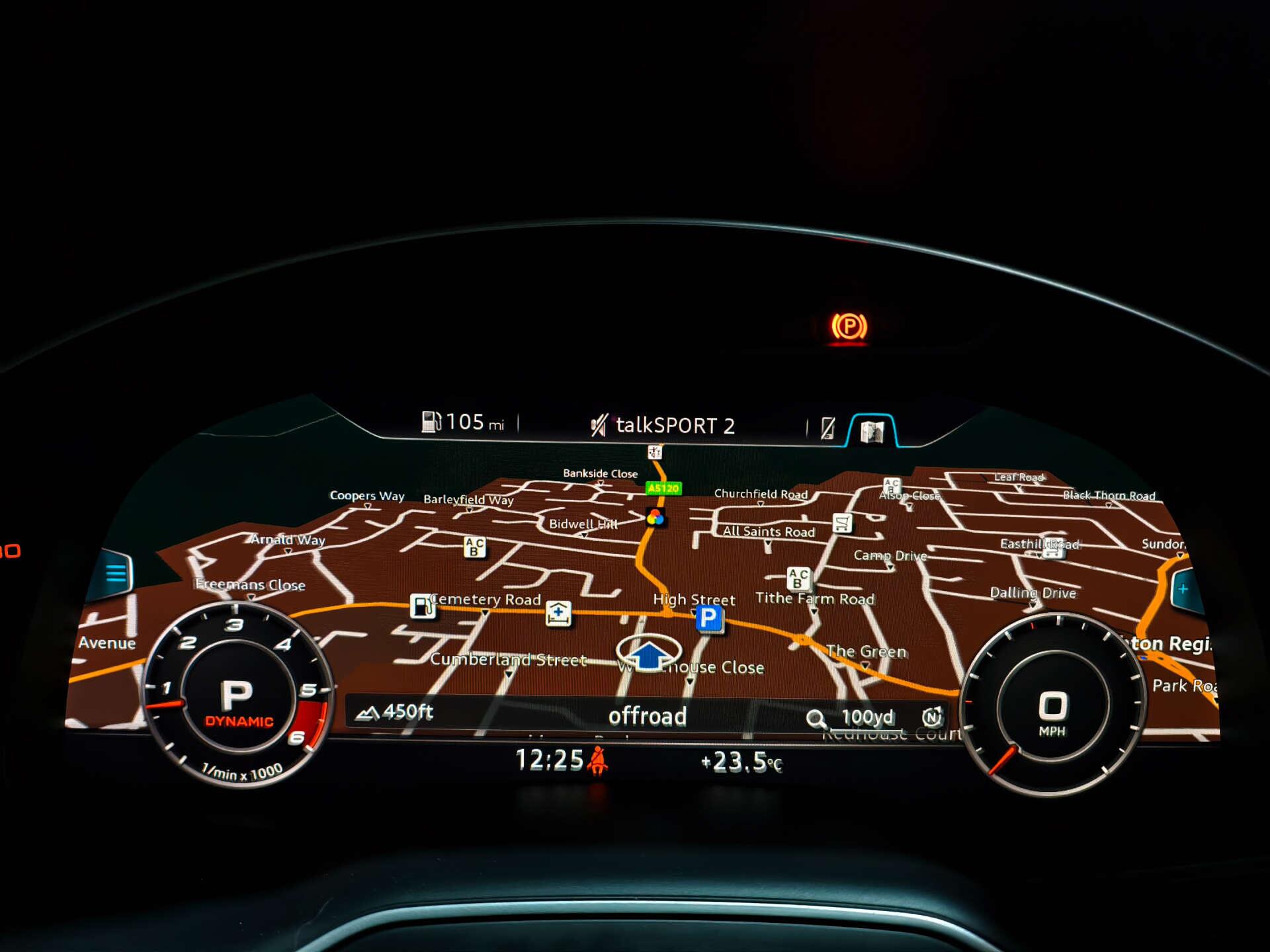Audi SQ7 view 28