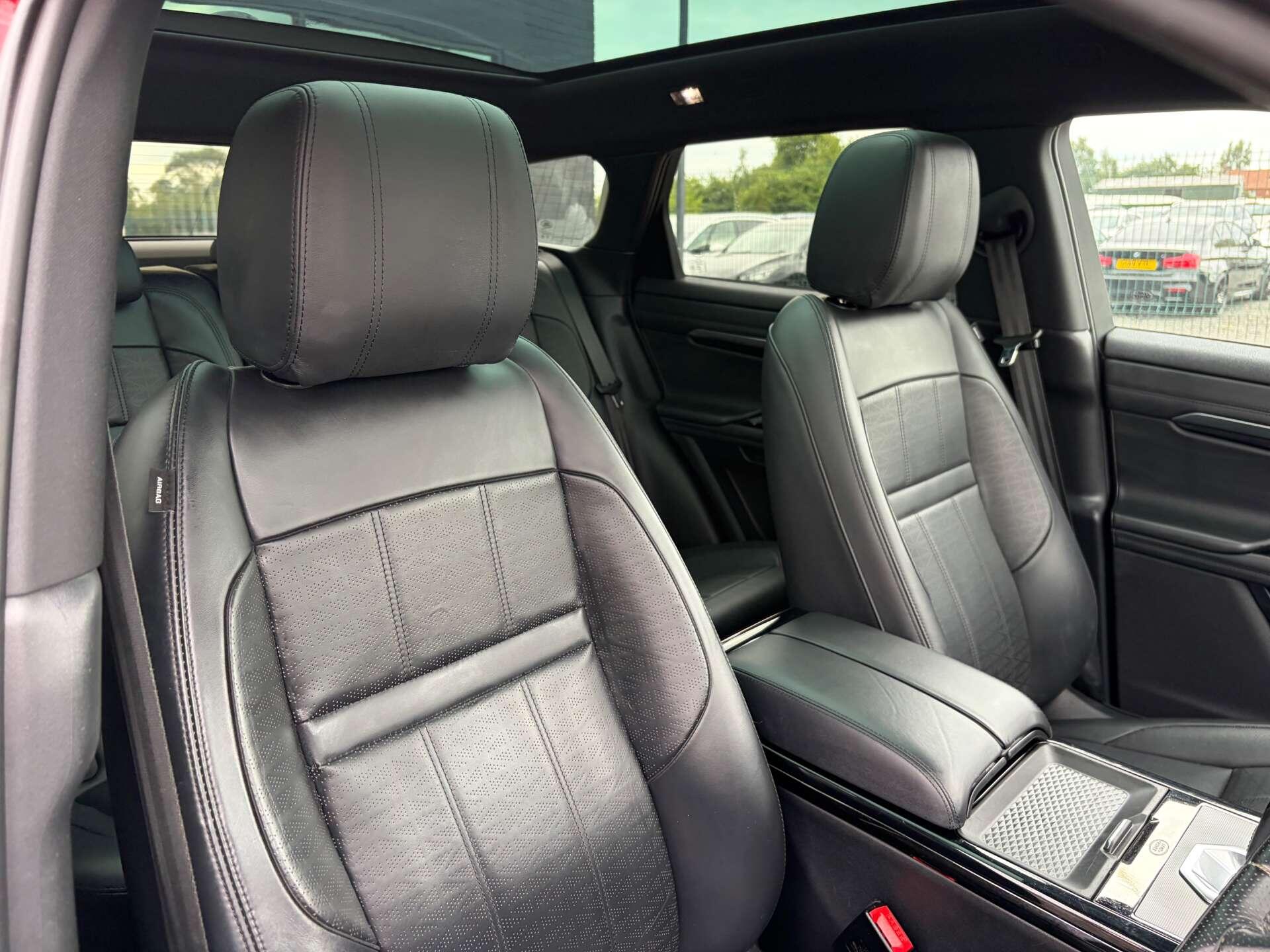 Land Rover Range Rover Evoque view 36