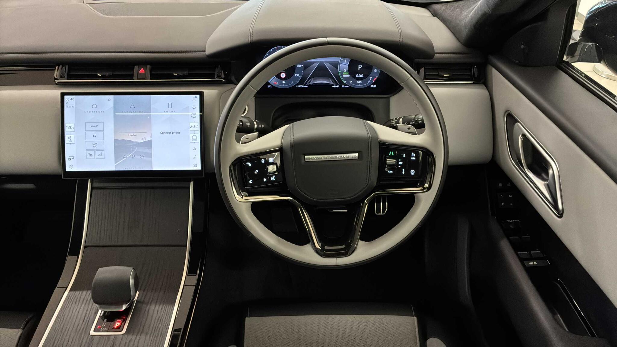 Land Rover Range Rover Velar view 15