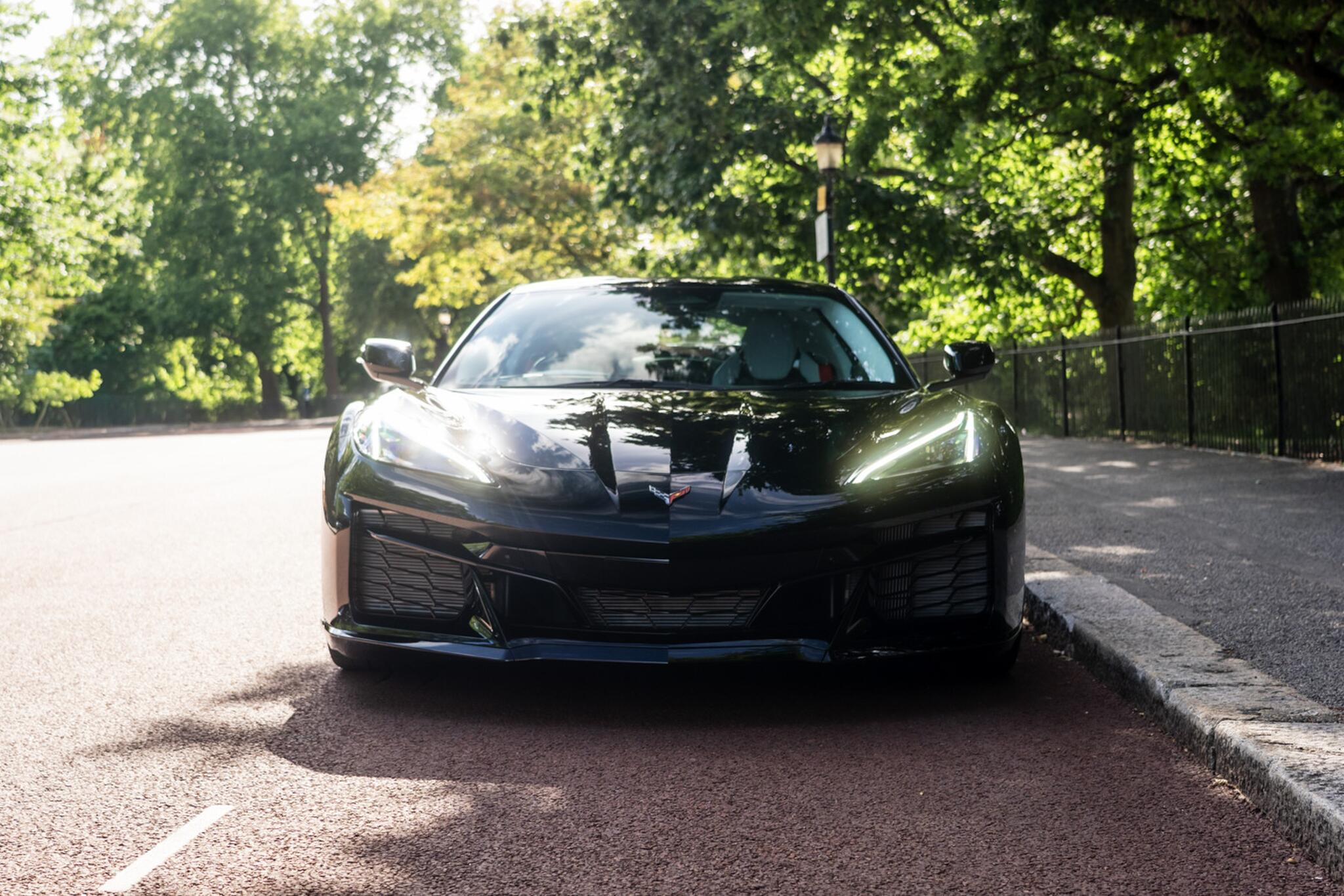 Chevrolet Corvette view 2