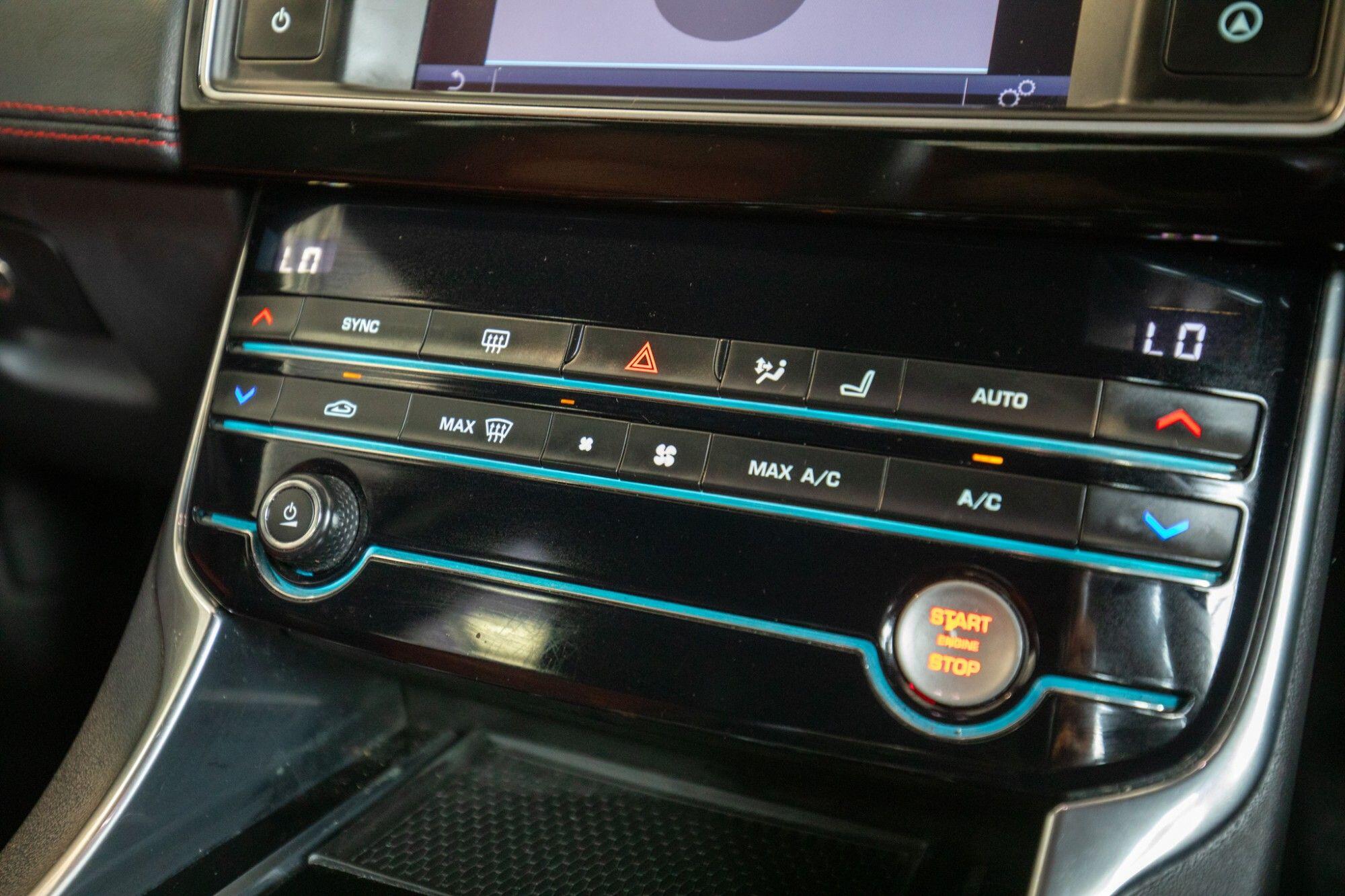 Jaguar Xe view 23
