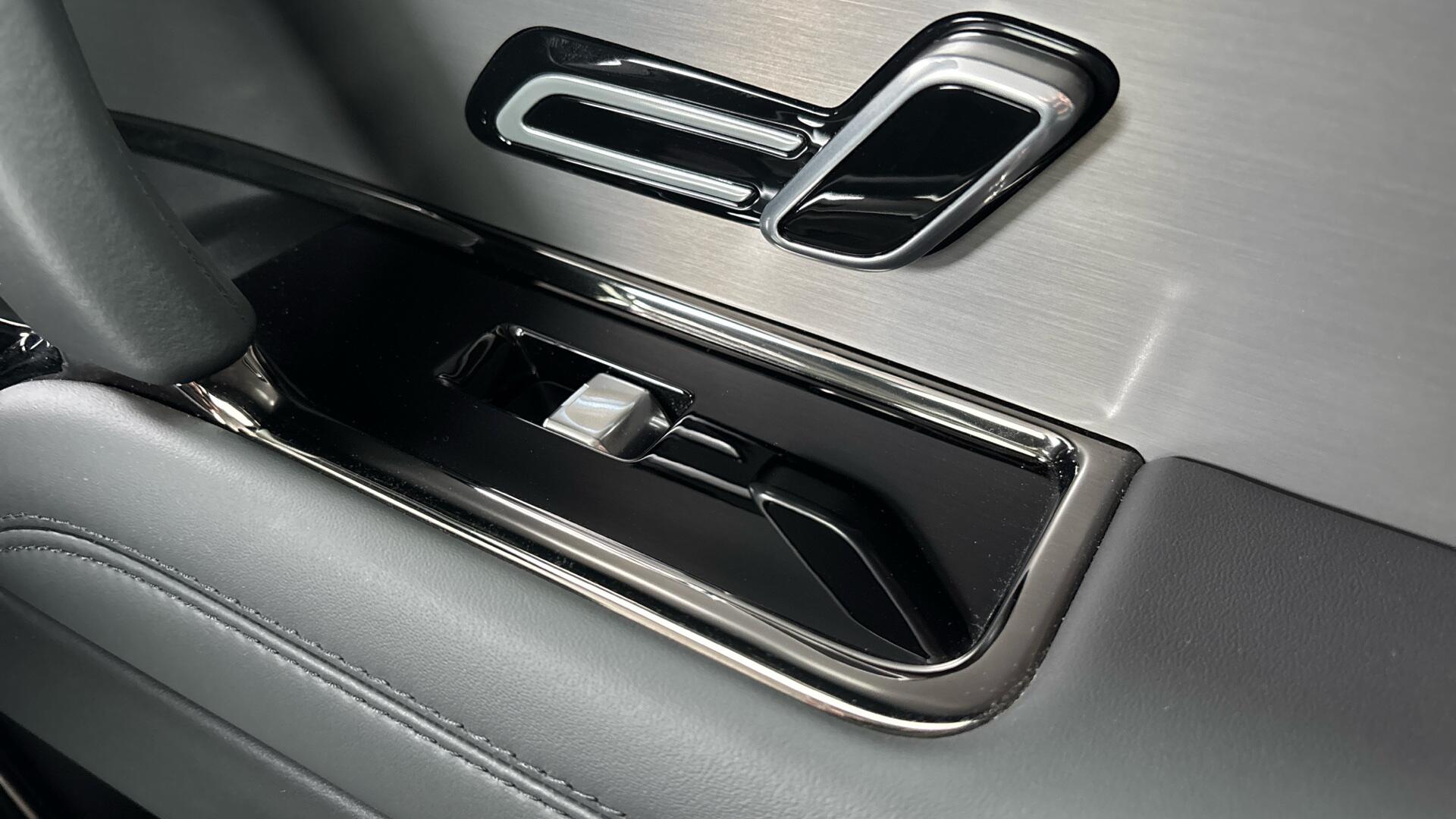 Land Rover Range Rover Sport view 54