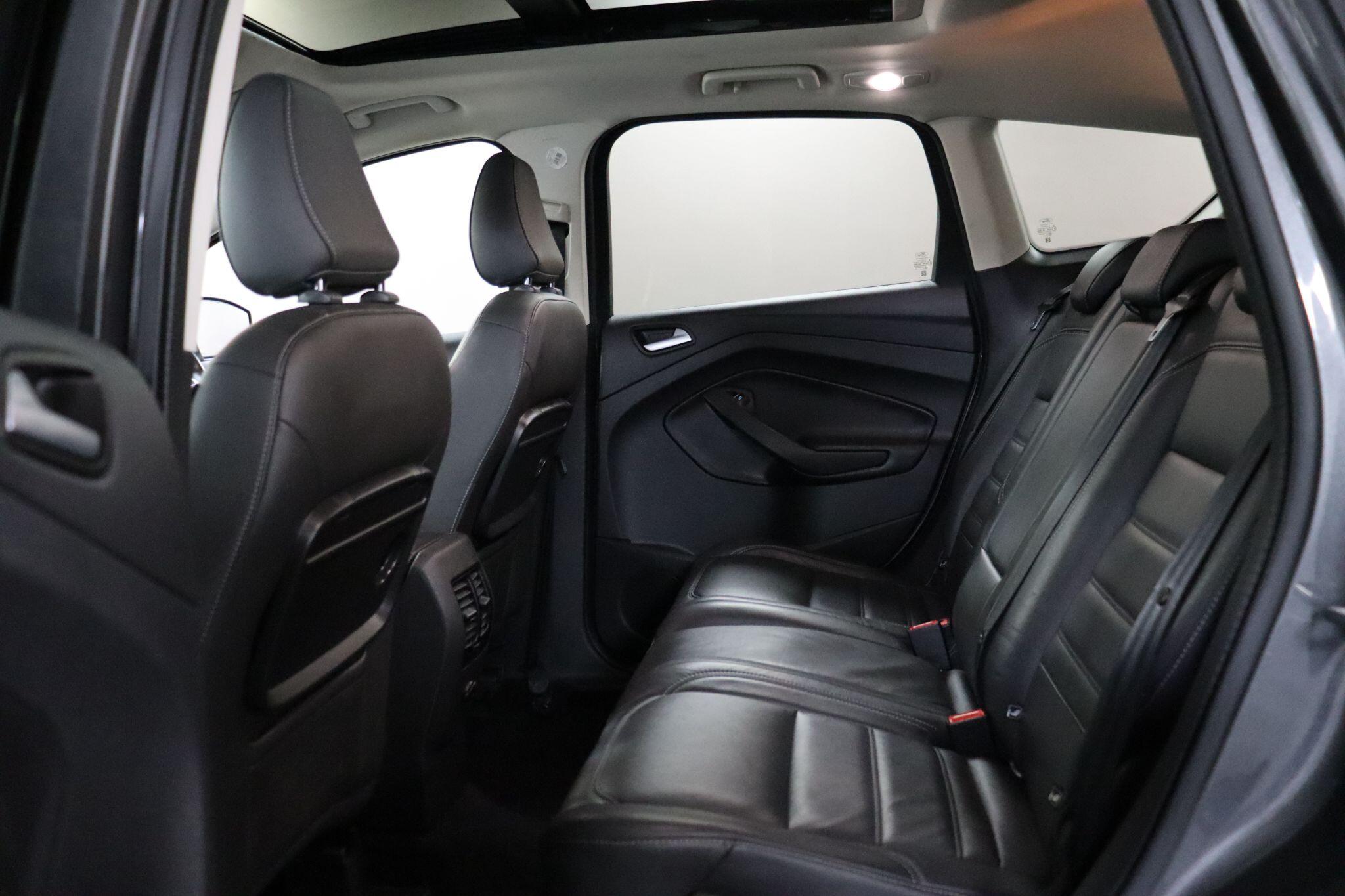 Ford Kuga view 42