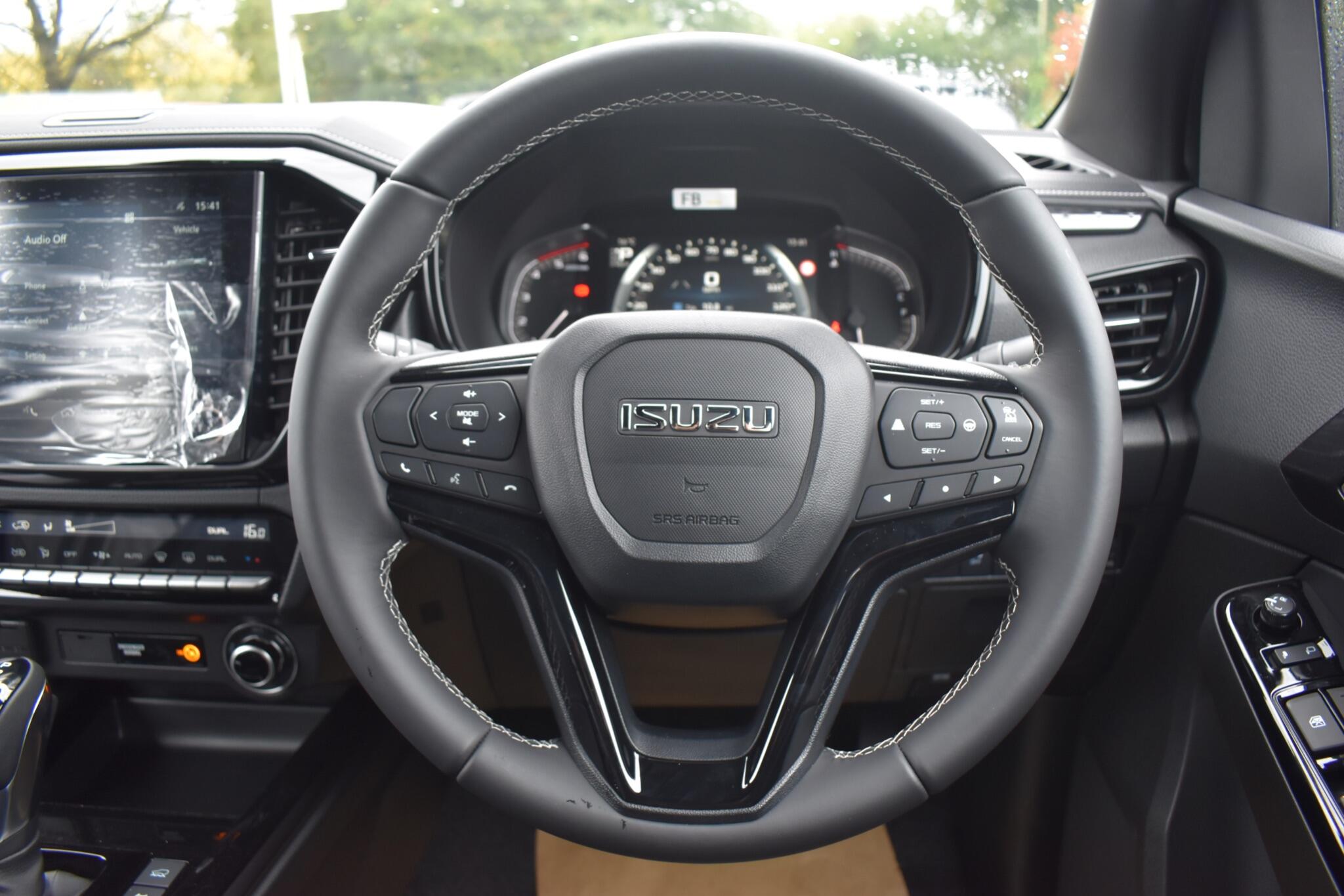 D-Max - 1.9 TD V-Cross Auto 4WD Euro 6 (s/s) 4dr - Image 20