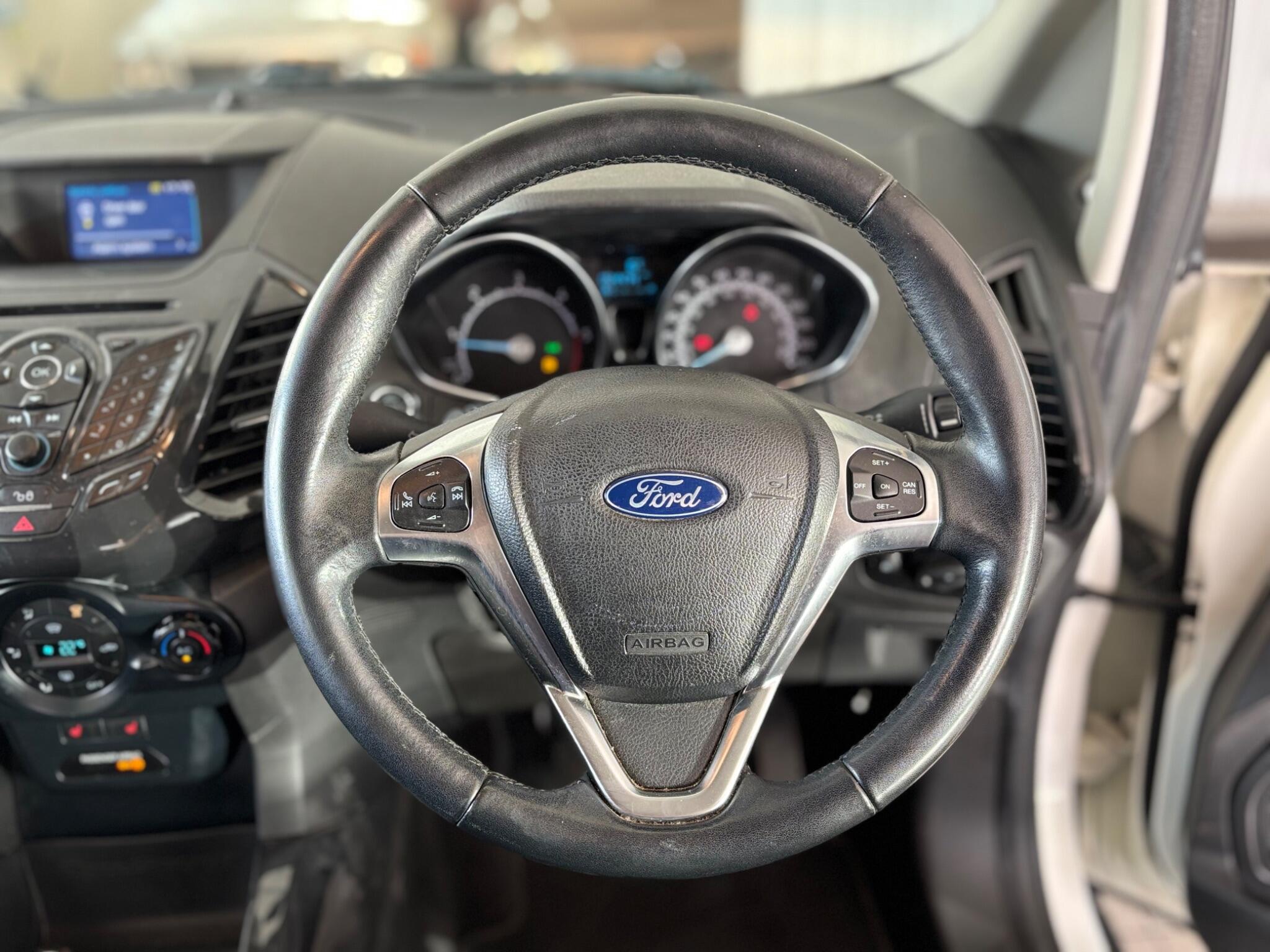 Ford Ecosport view 21