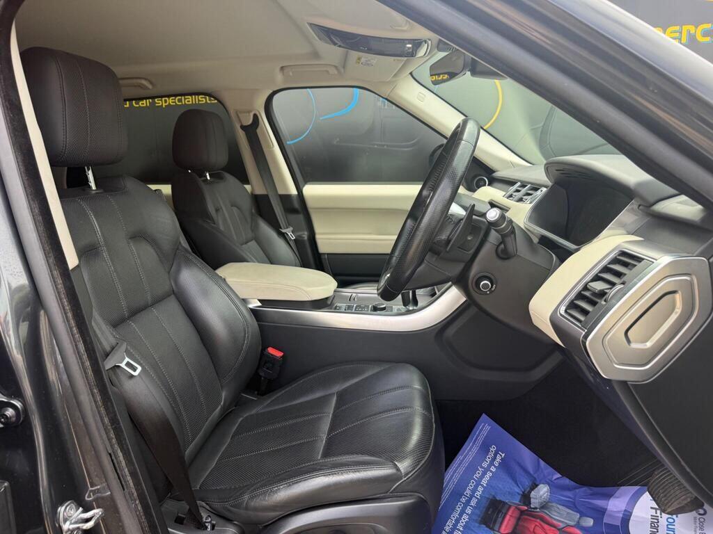 Land Rover Range Rover Sport view 13