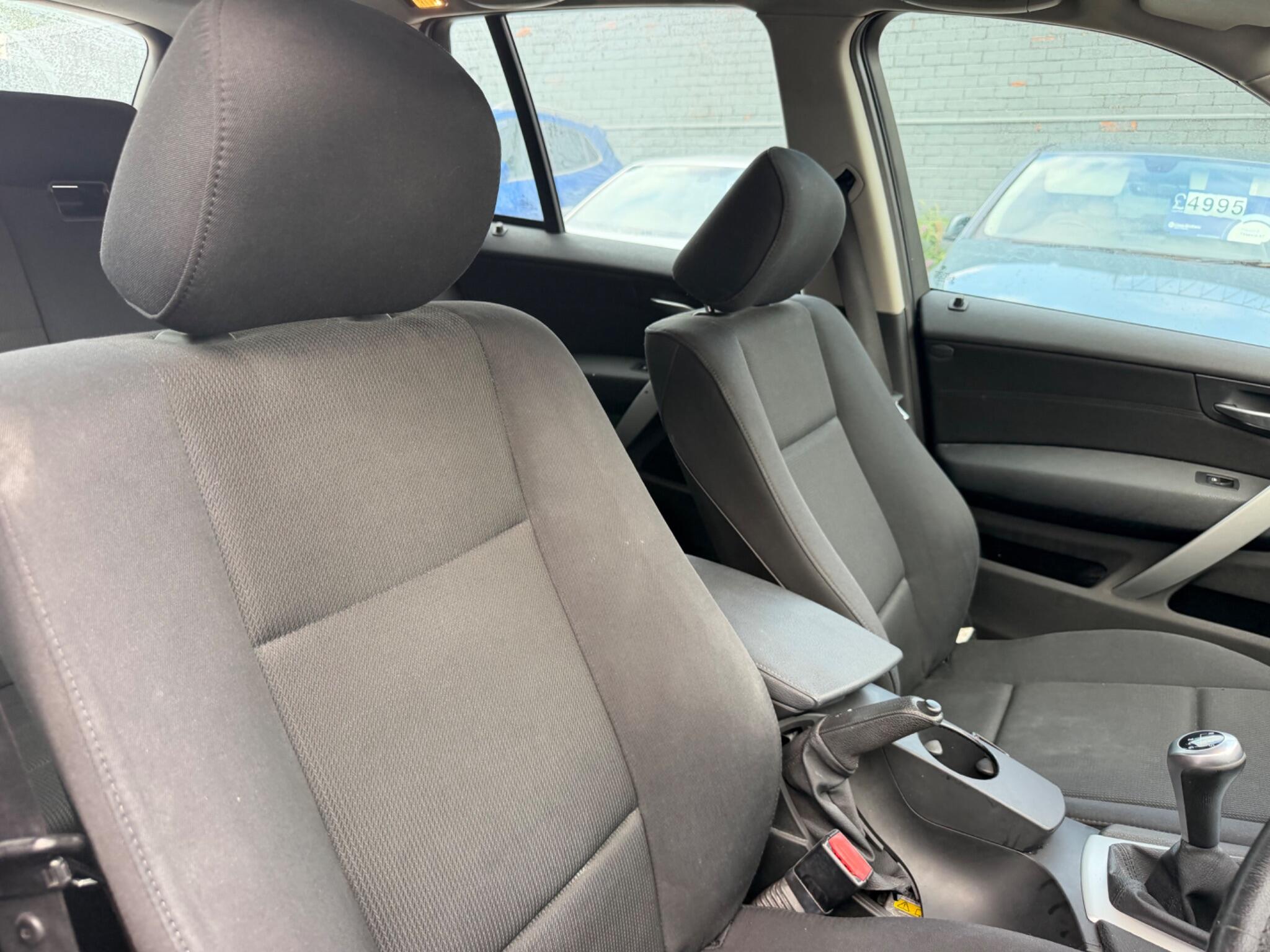 BMW X3 view 12
