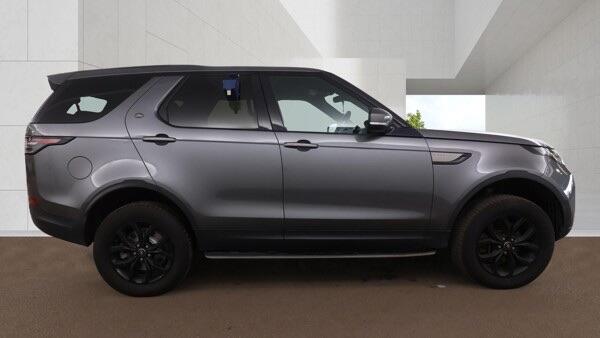 Land Rover Discovery view 10