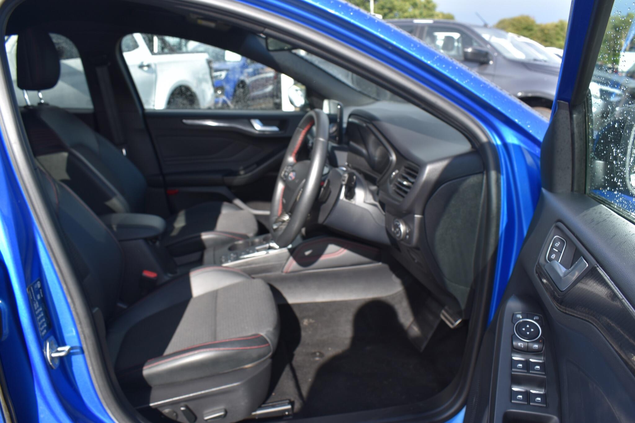 Focus - 1.5 EcoBlue ST-Line X Auto Euro 6 (s/s) 5dr - Image 8