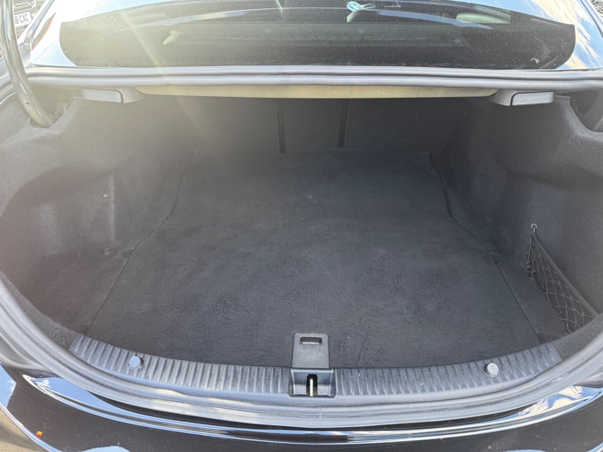 Mercedes-Benz C Class view 42