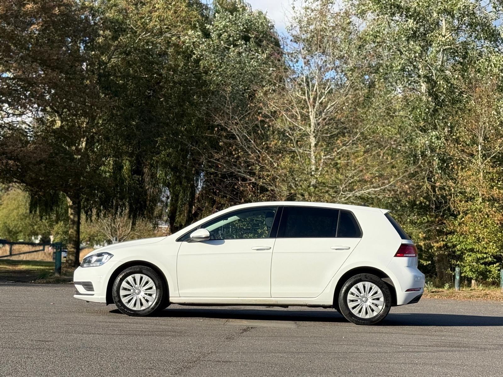 Volkswagen Golf view 10