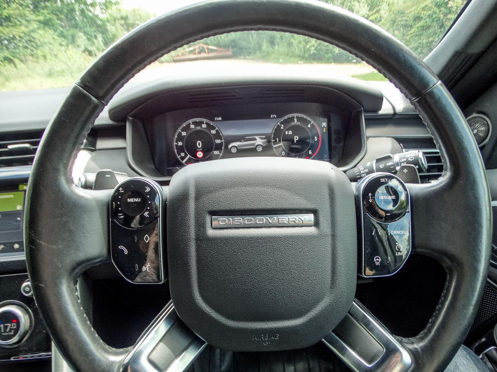 Land Rover Discovery 3 view 7