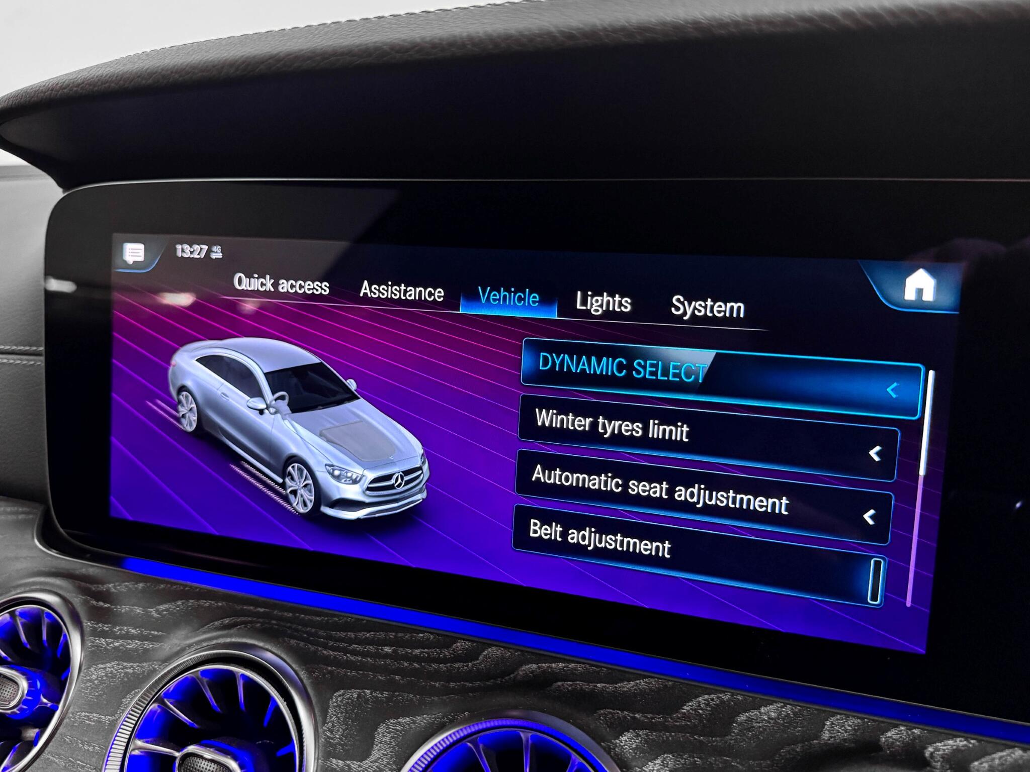 Mercedes-Benz E-Class view 58