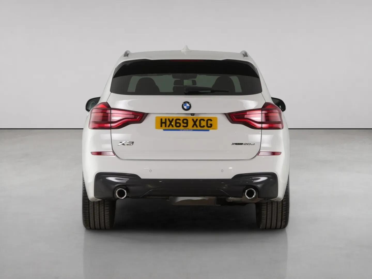 BMW X3 view 7