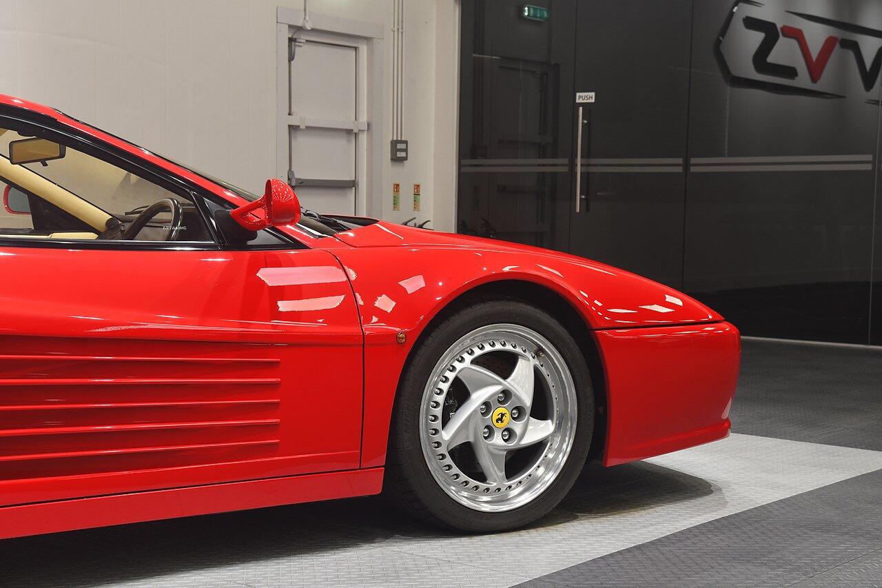 Ferrari 512 view 30