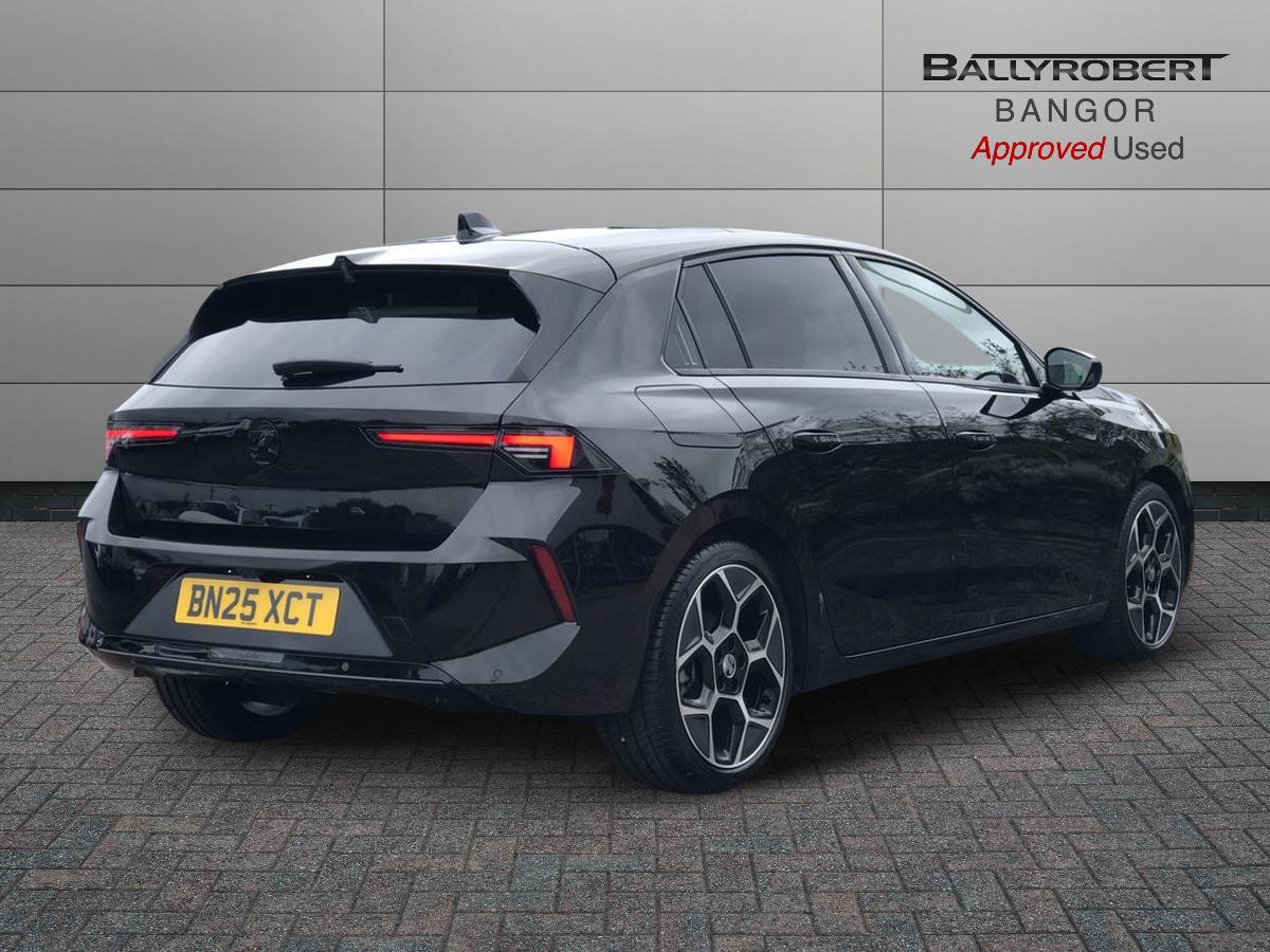 Vauxhall Astra view 15