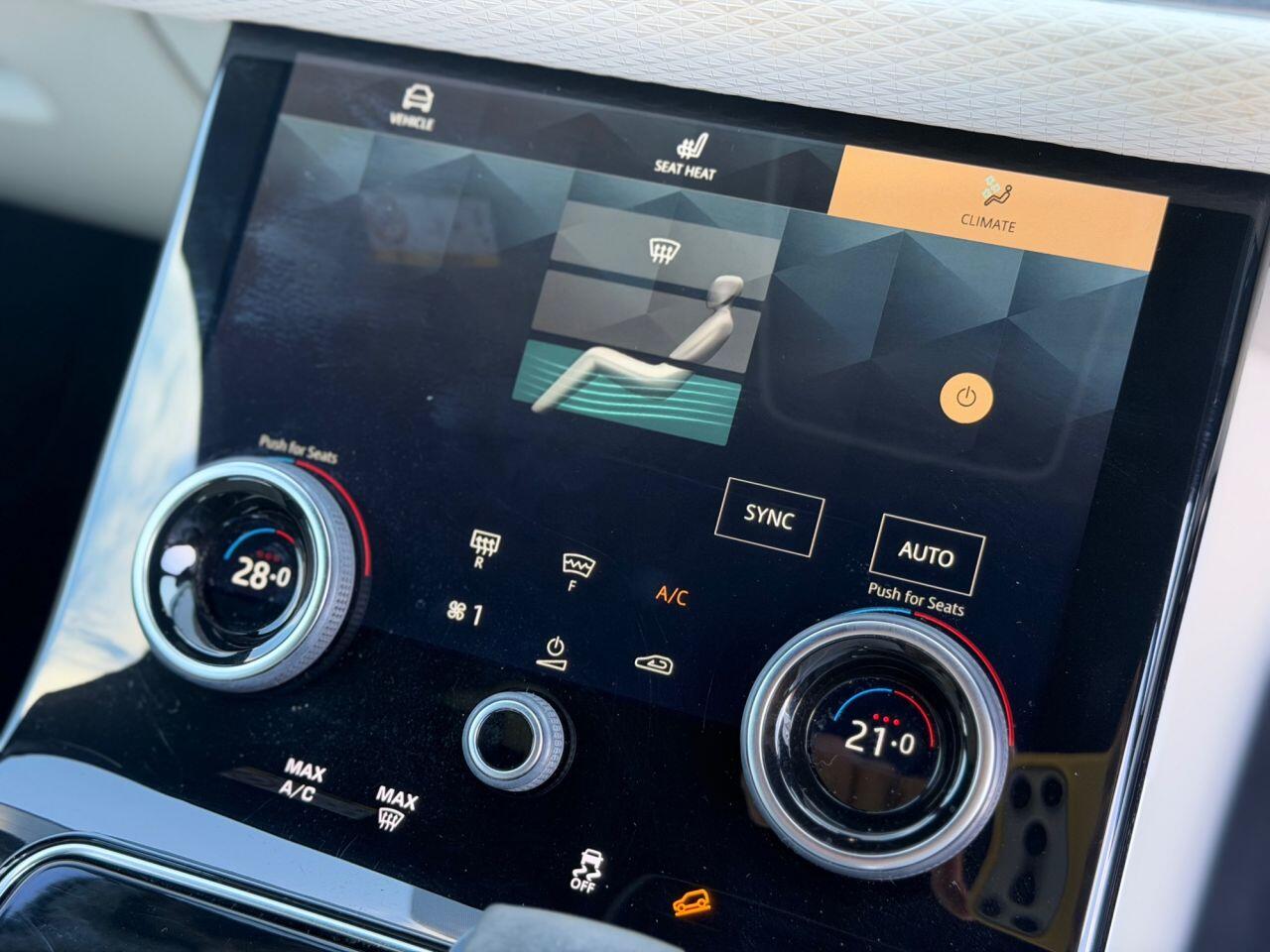 Land Rover Range Rover Velar view 26