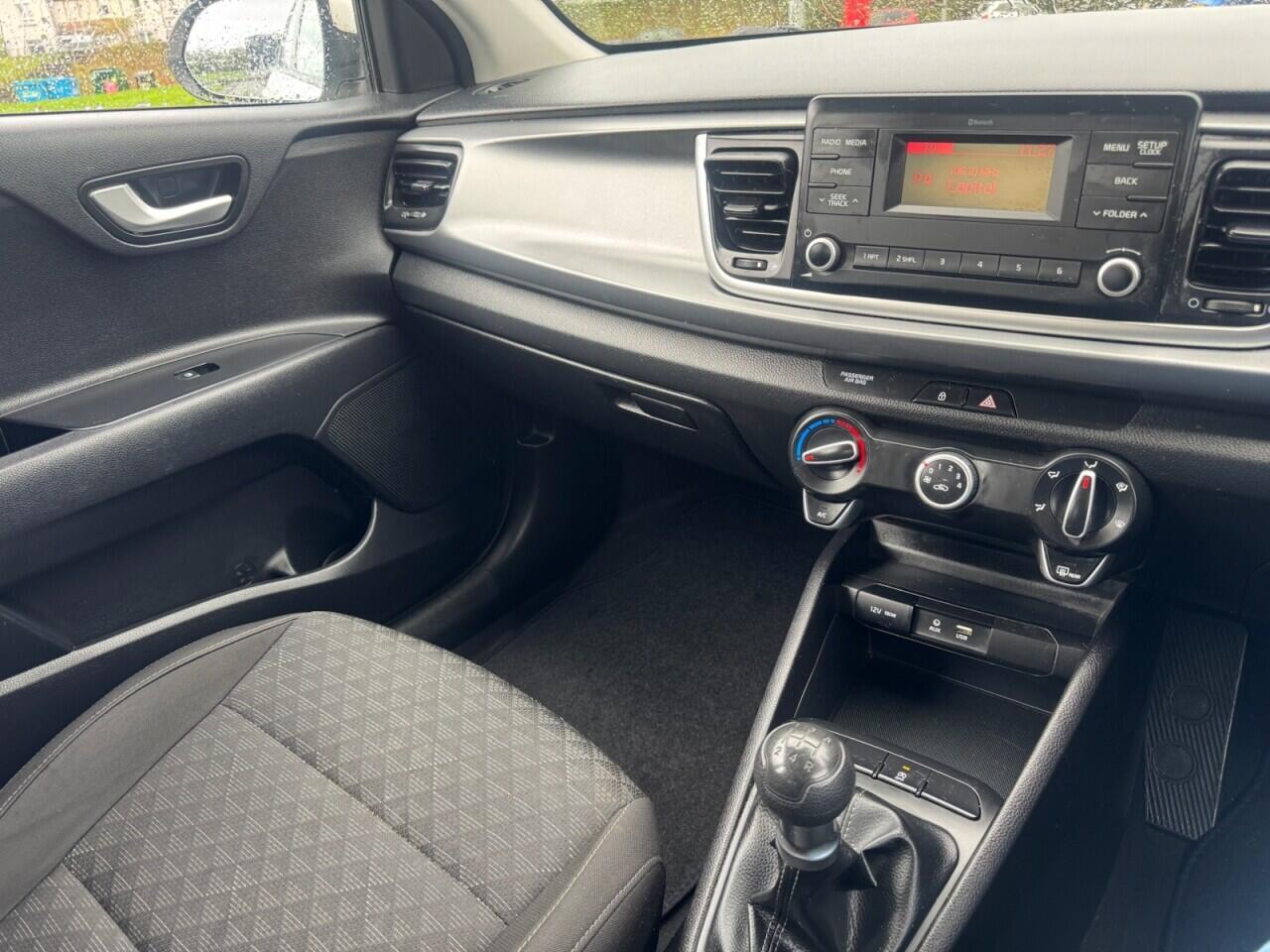 Kia Rio view 40