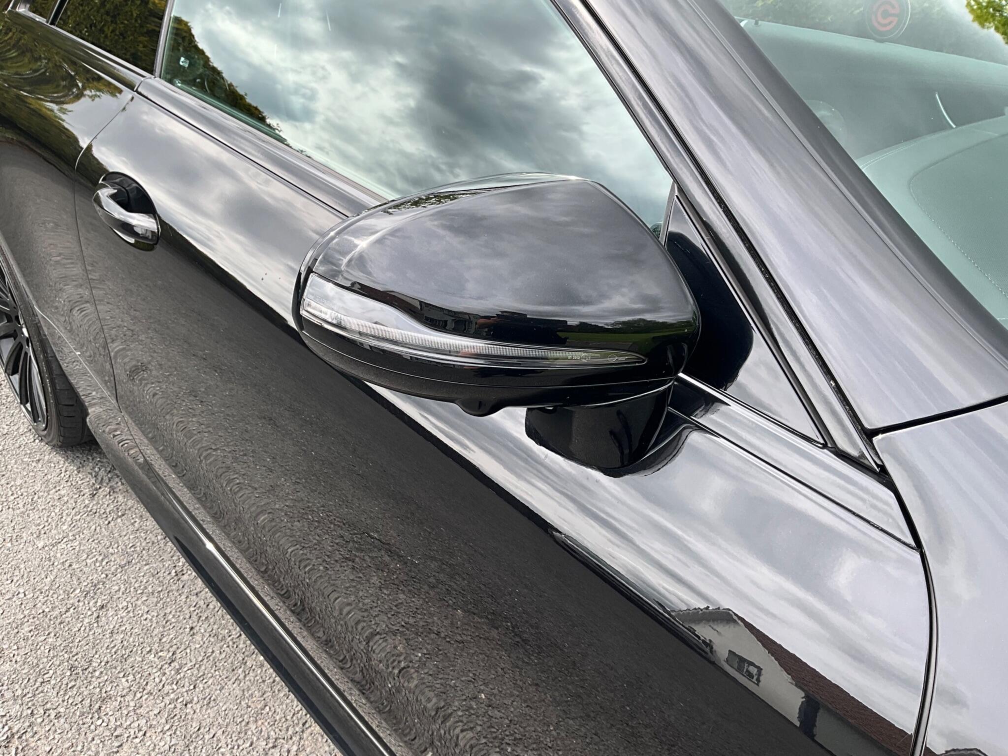 Mercedes-Benz E Class view 36