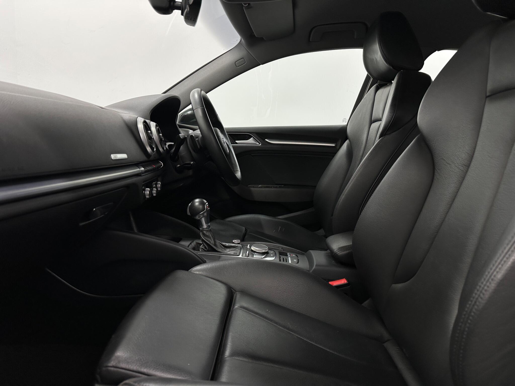 Audi A3 view 35