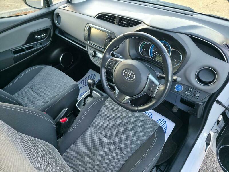 Toyota Yaris view 36