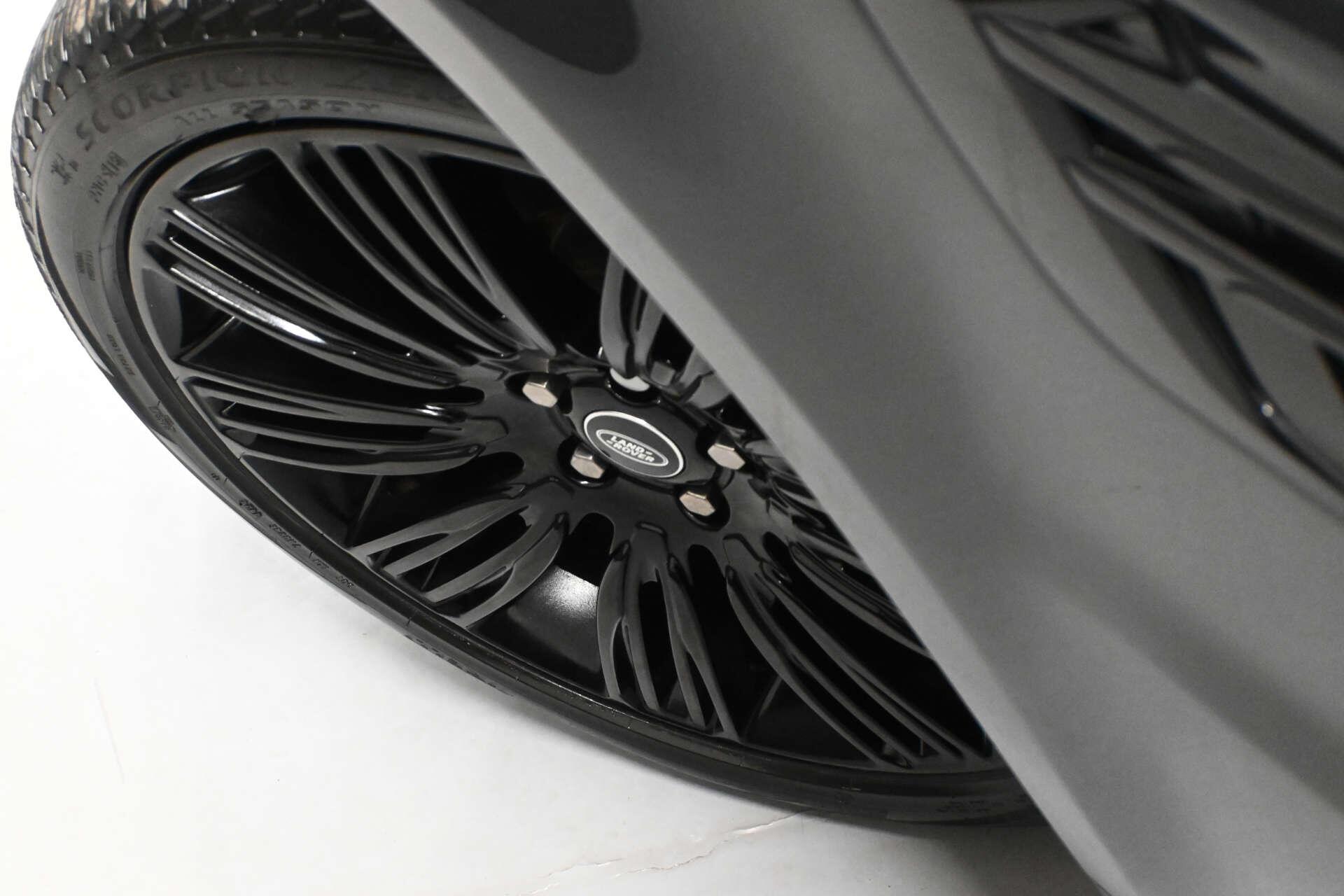 Land Rover Range Rover Sport view 25