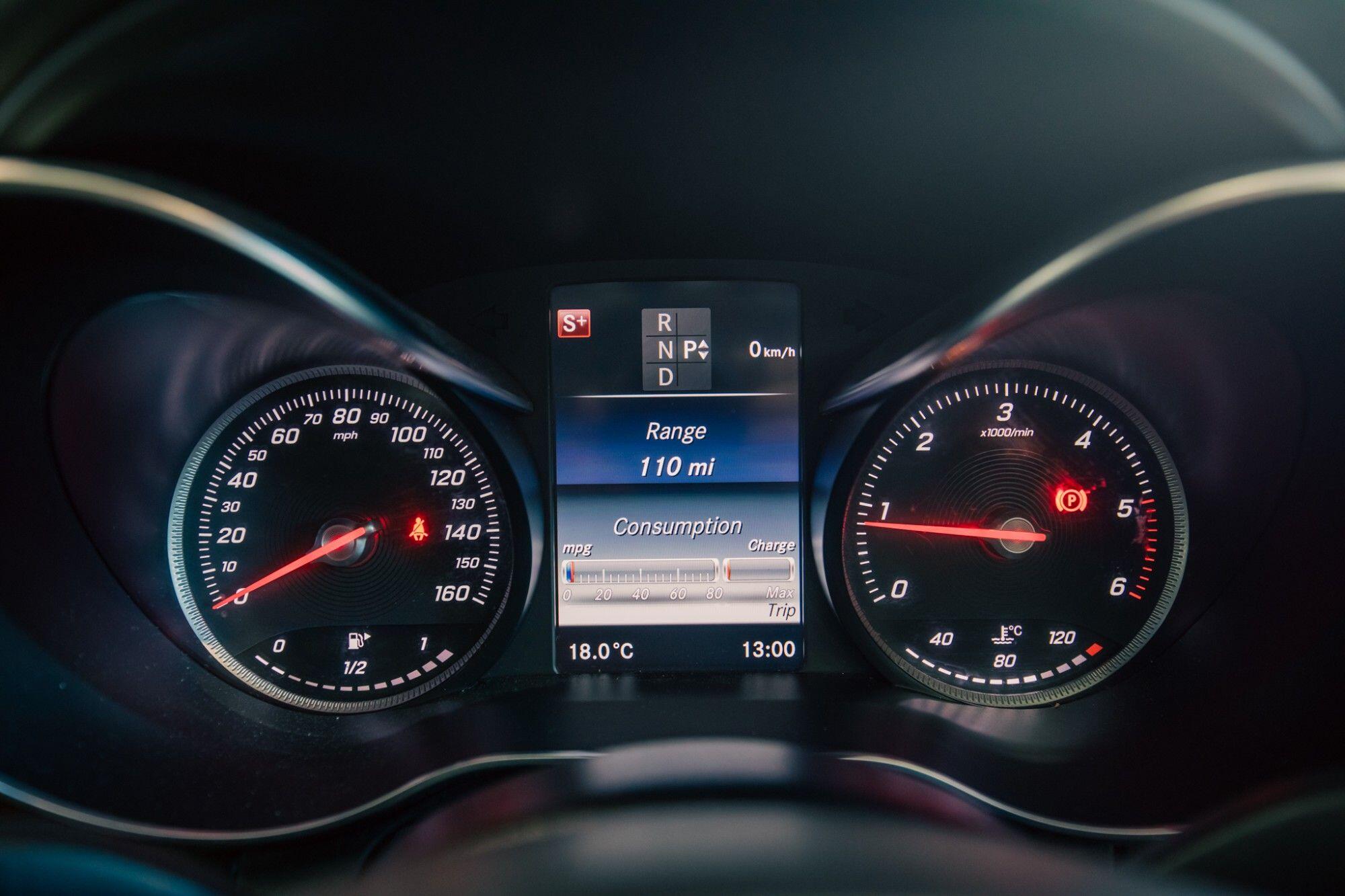 Mercedes-Benz C-Class view 12