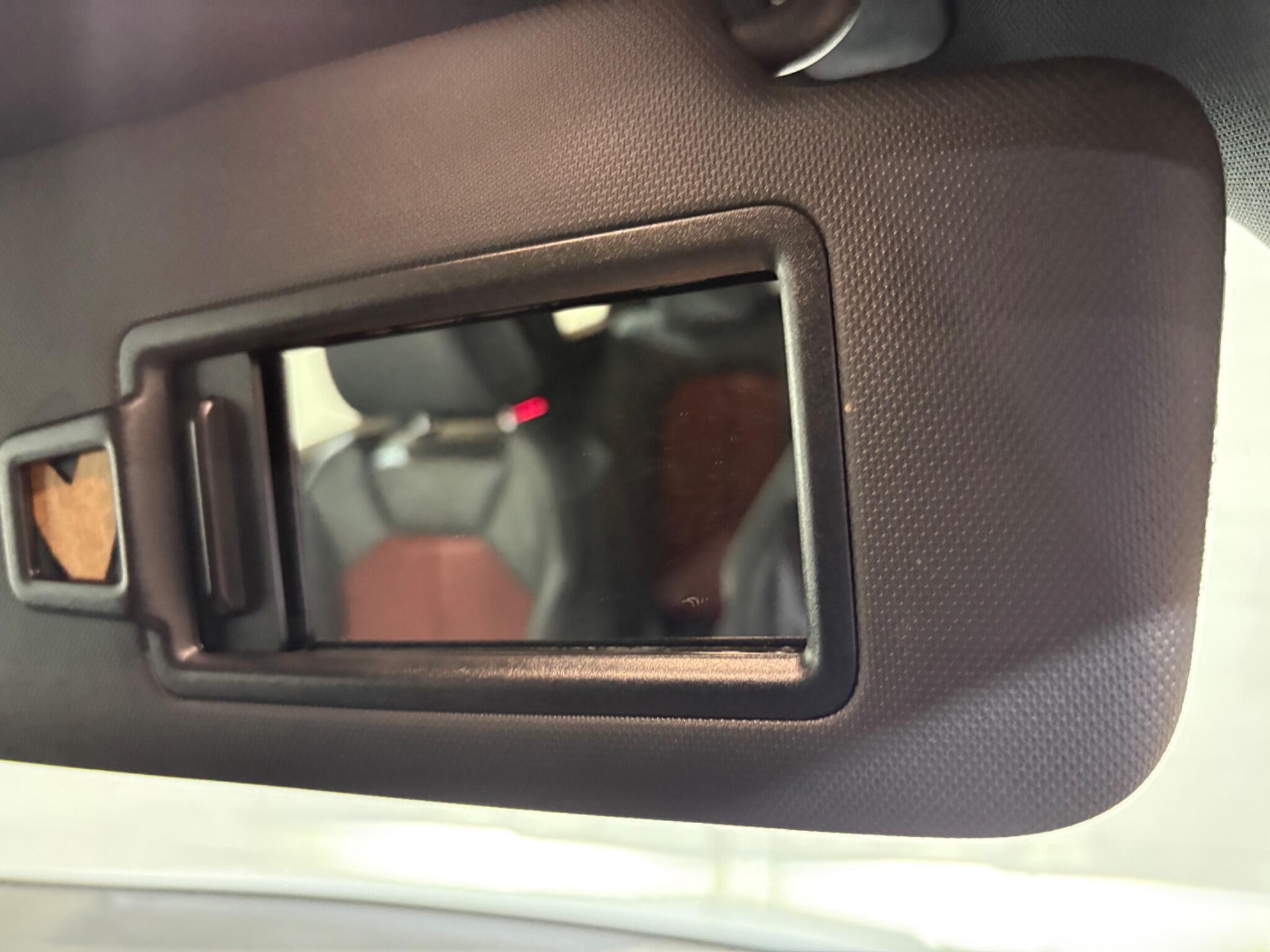 Audi Q3 view 48