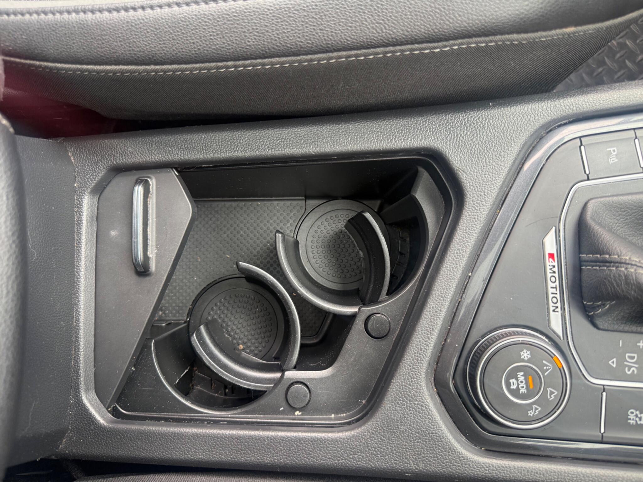 Volkswagen Tiguan view 15