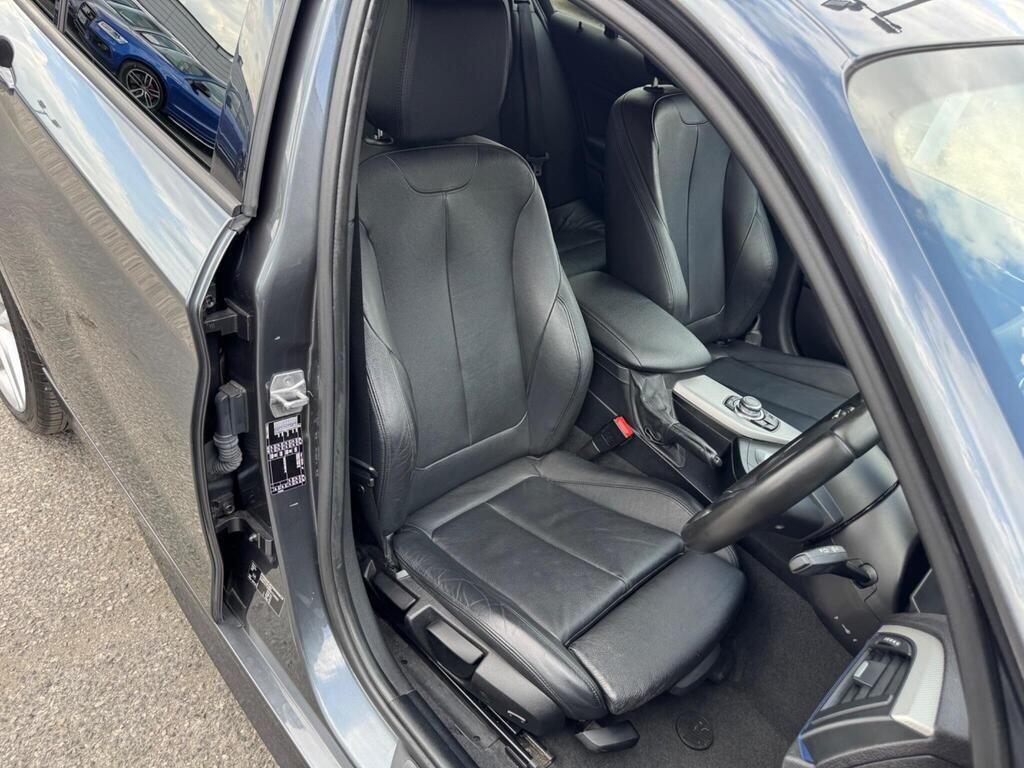 BMW 1 Series view 16