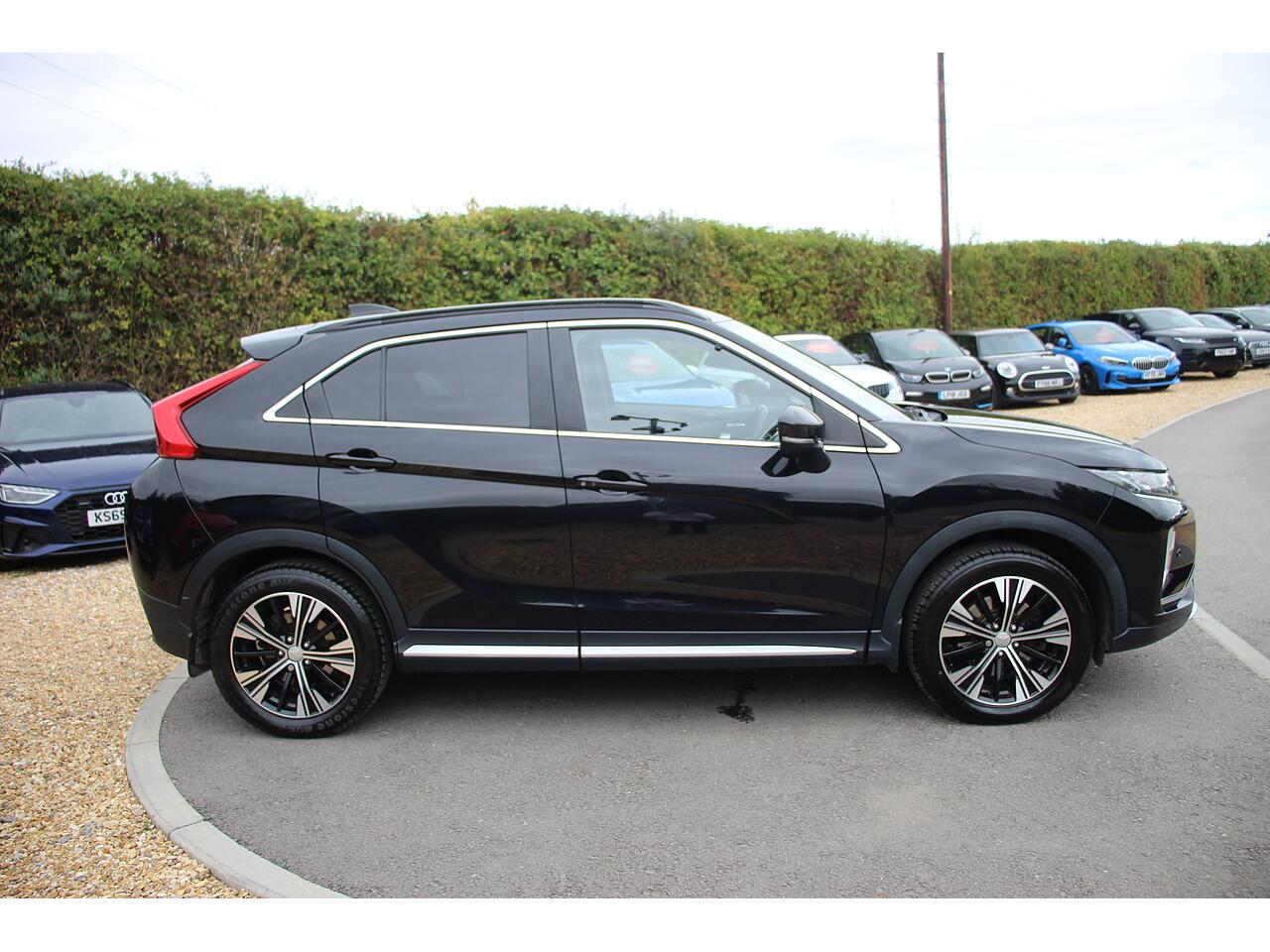 Mitsubishi Eclipse Cross view 7