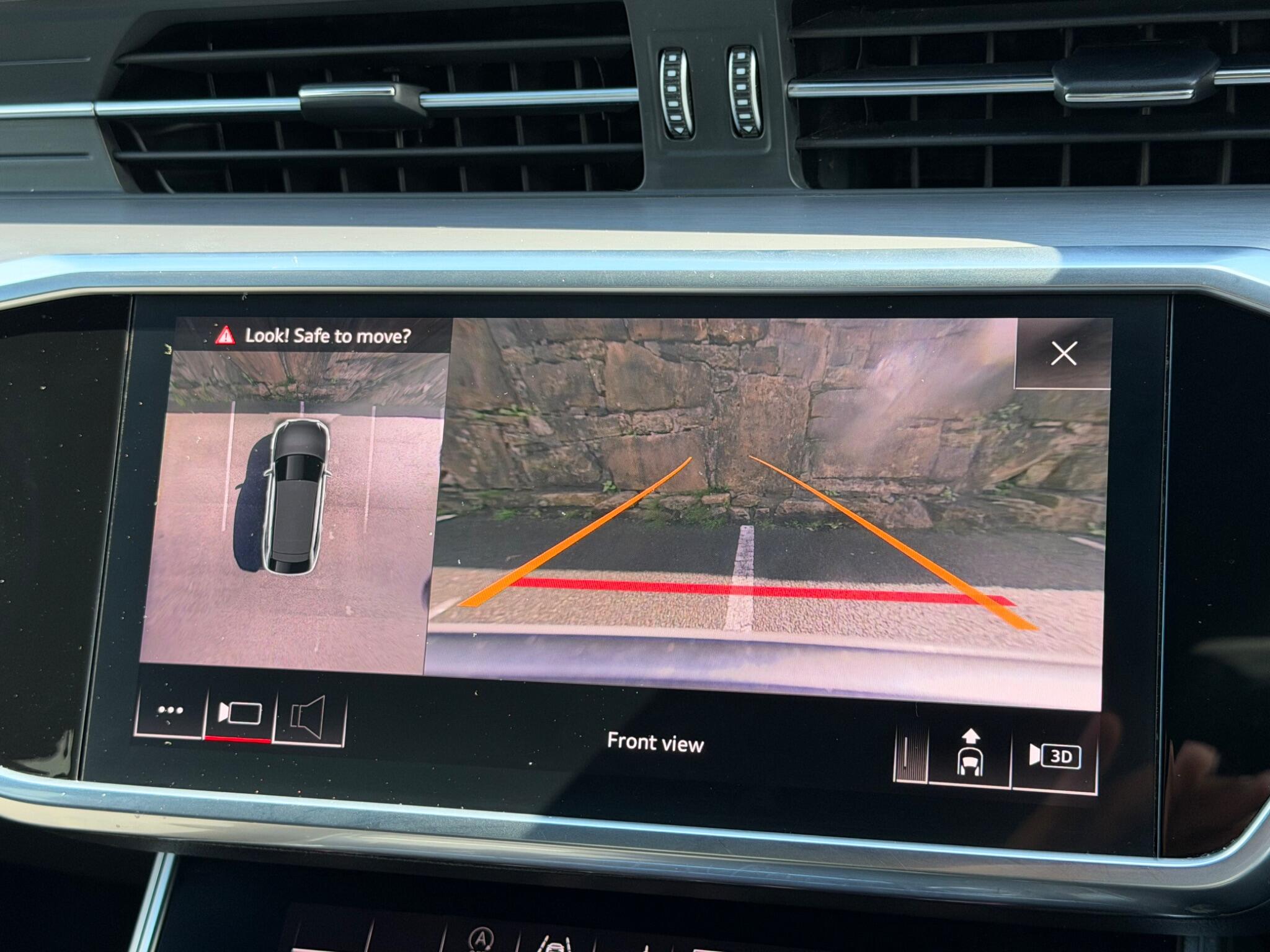 Audi A6 view 32
