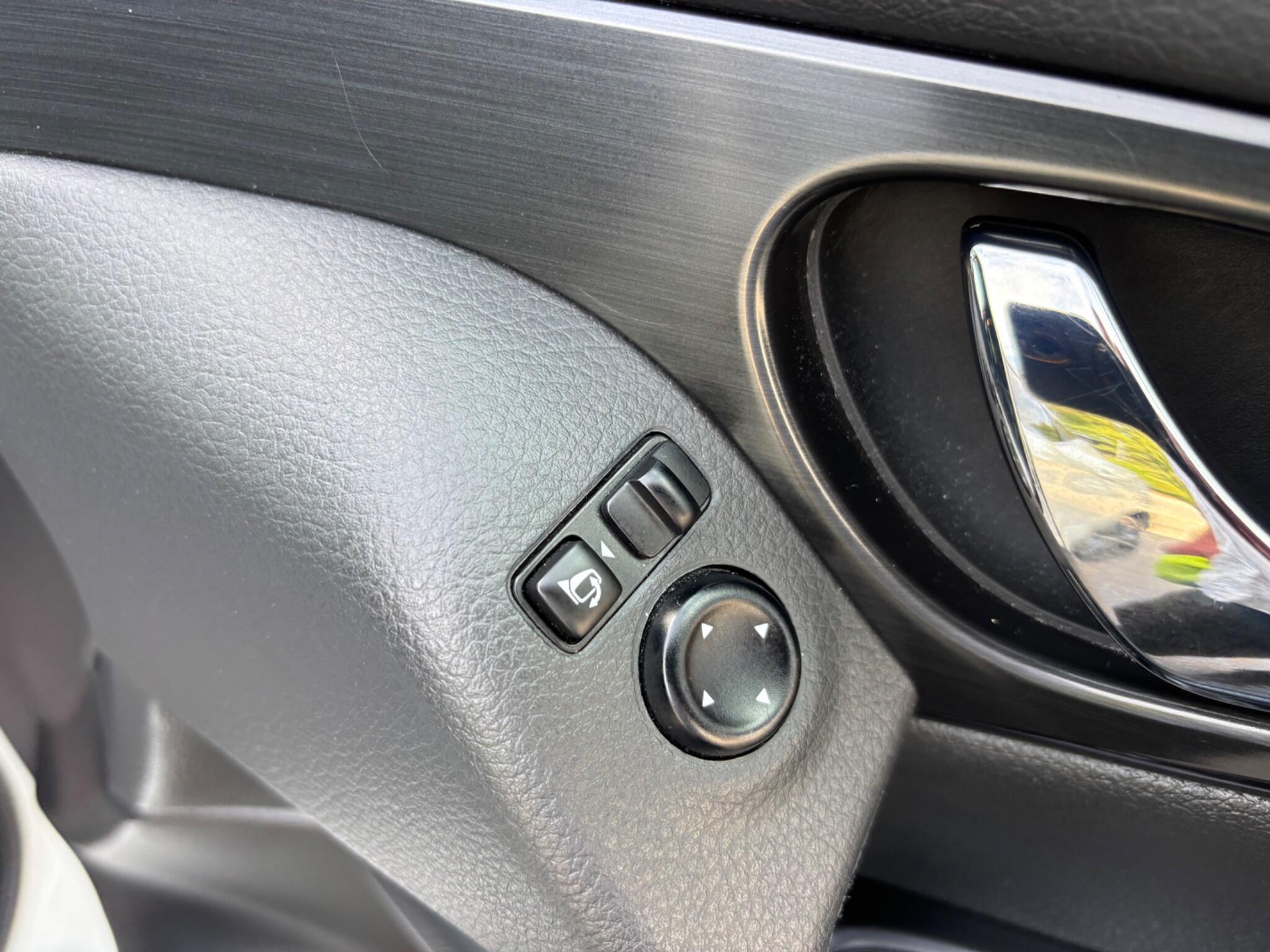 Nissan Qashqai view 22