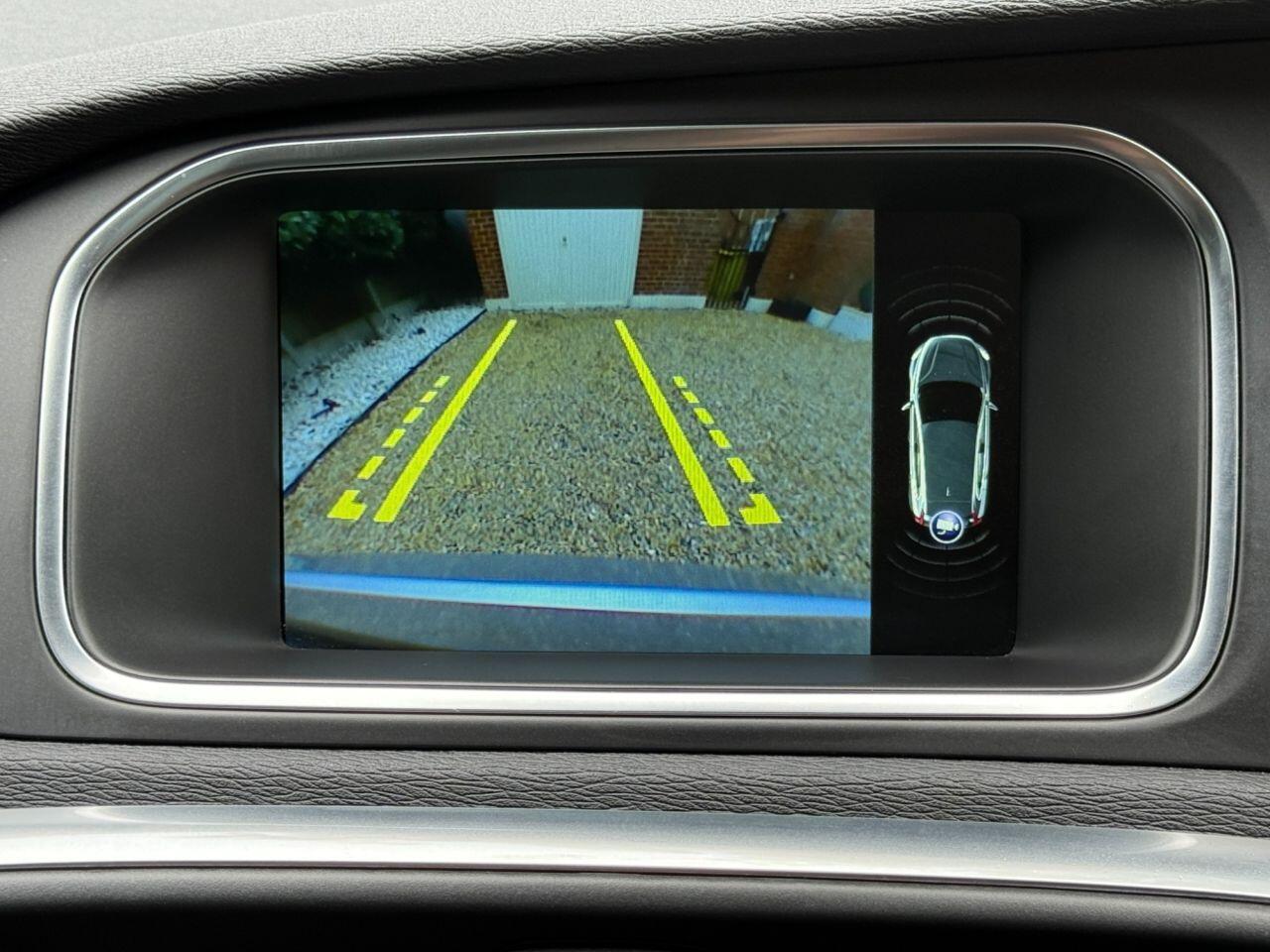 Volvo V40 view 13