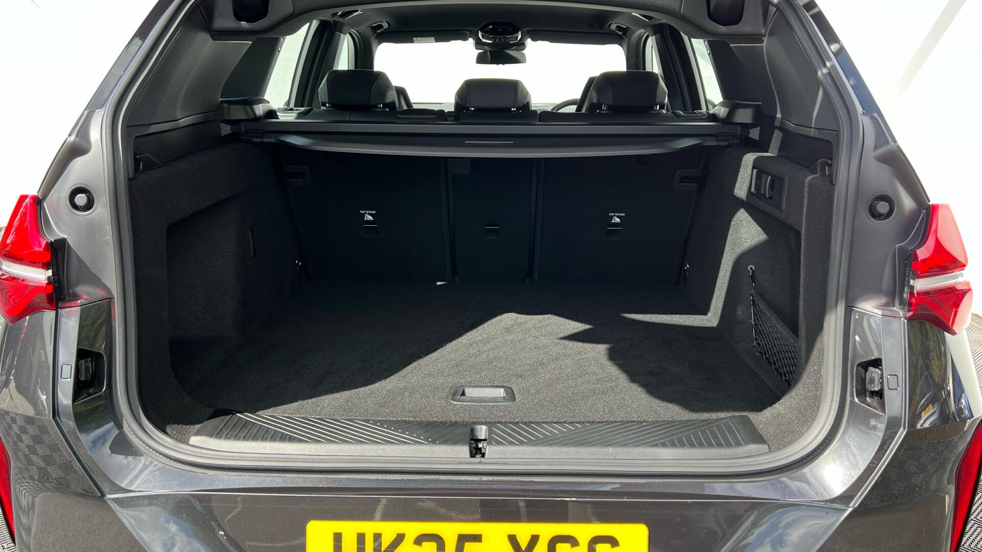 BMW X3 view 13