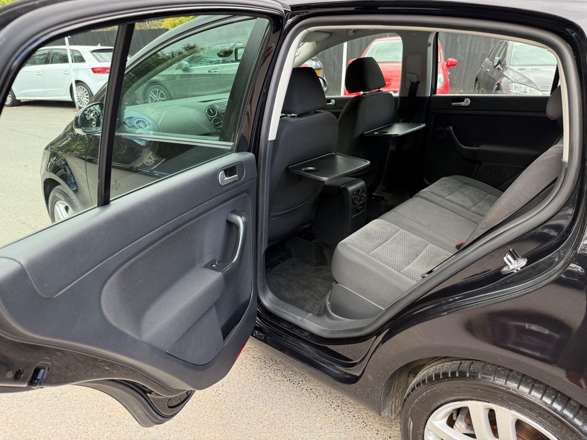 Volkswagen Golf Plus view 26