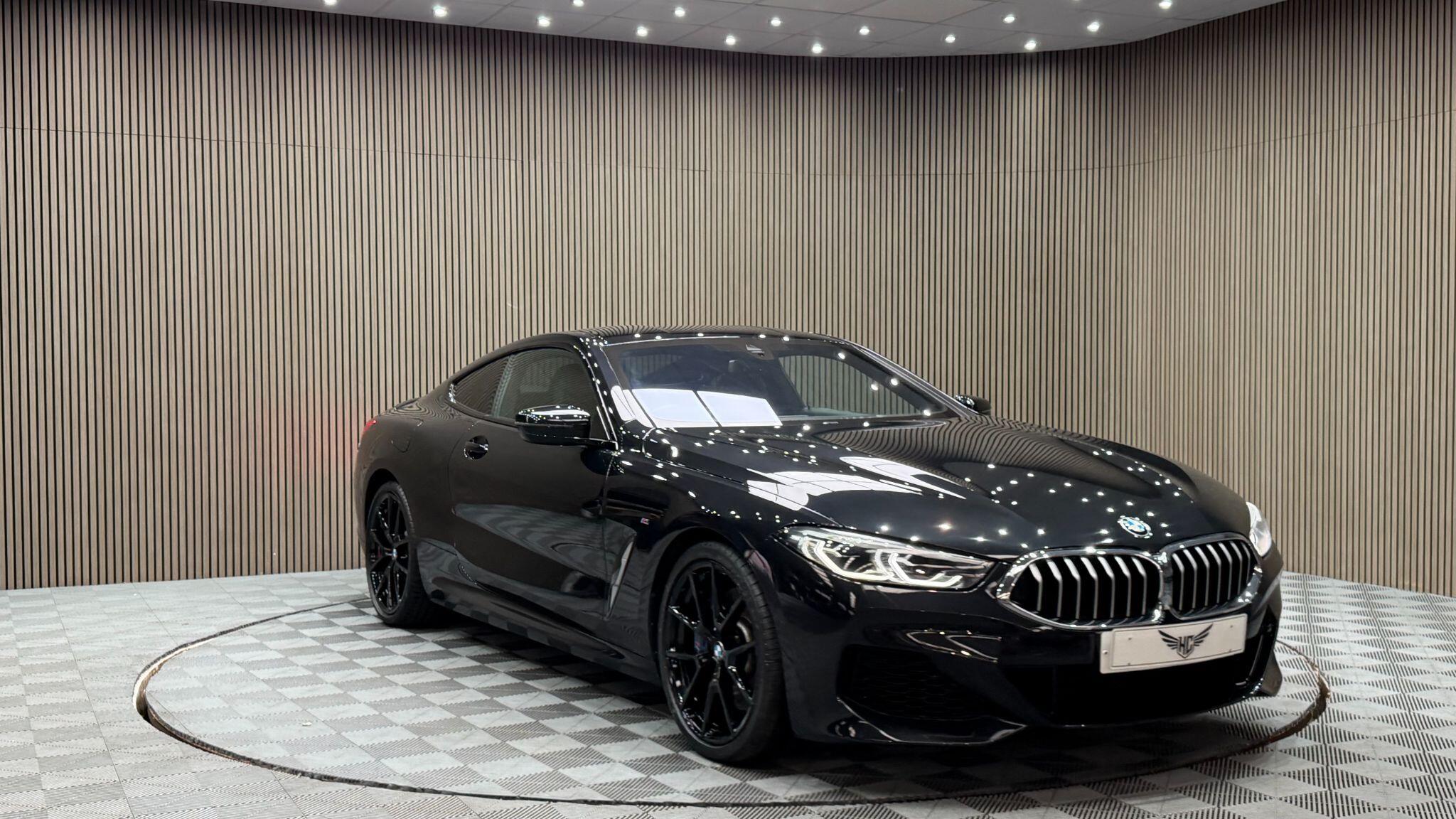 BMW 8 Series view 36