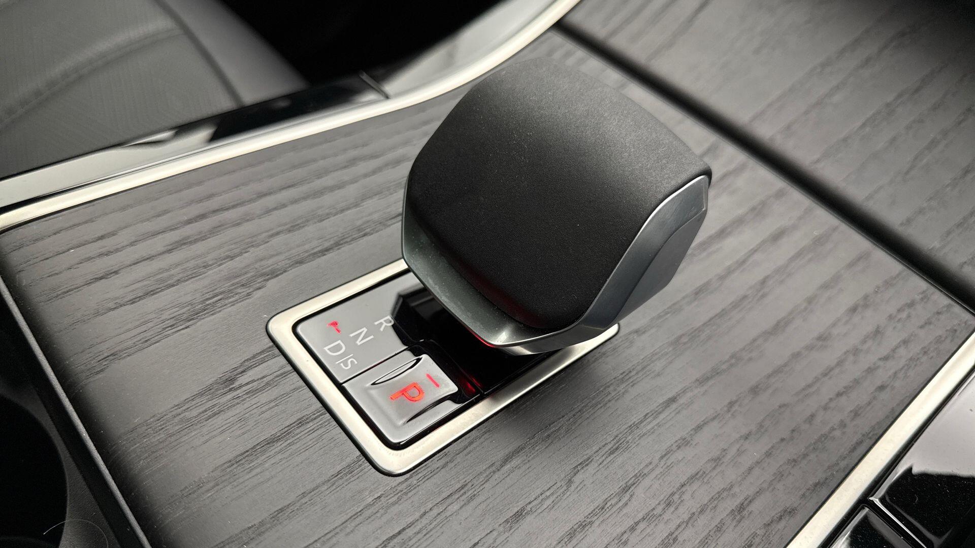 Land Rover Range Rover Evoque view 13