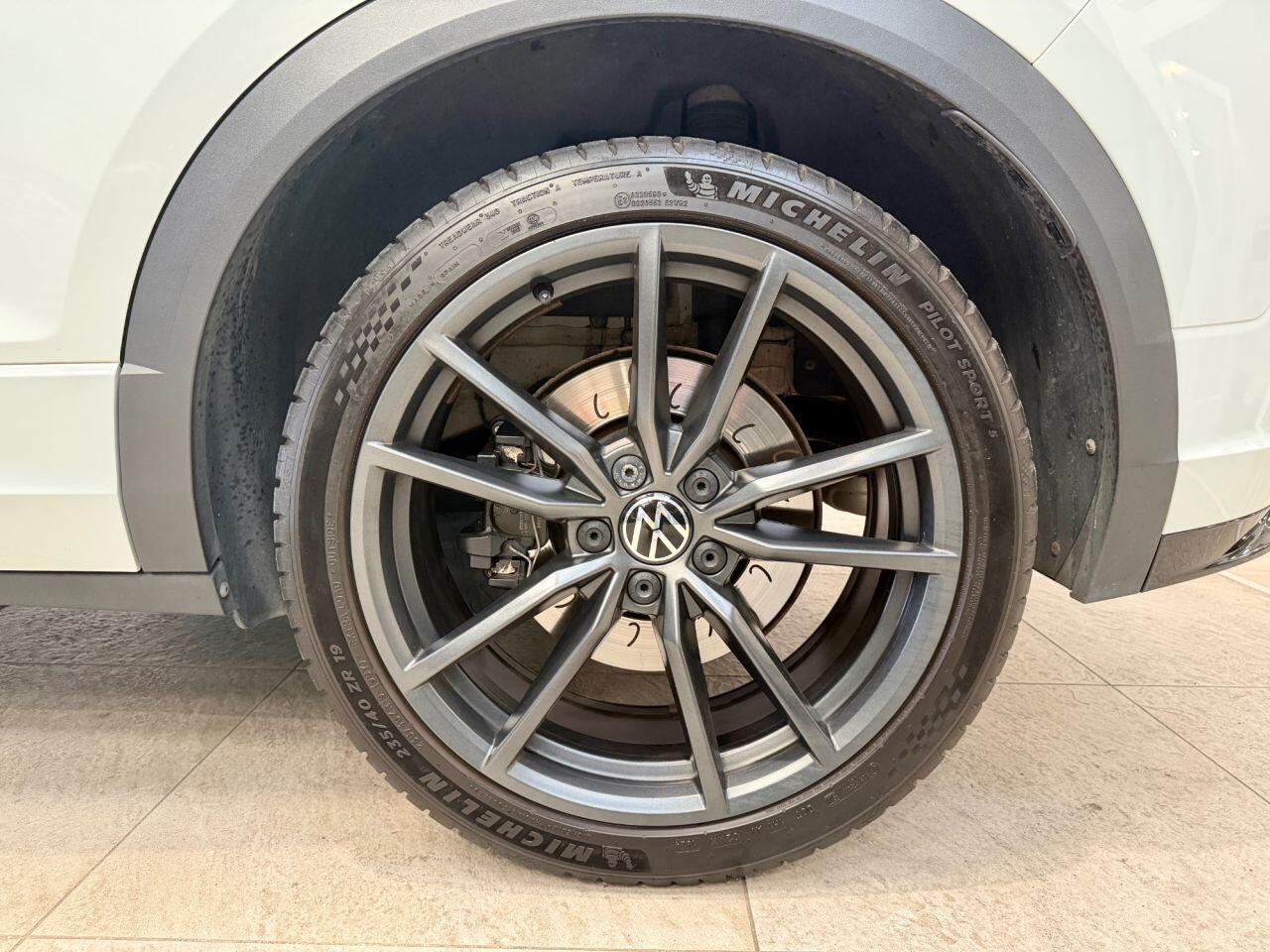 Volkswagen T-Roc view 30