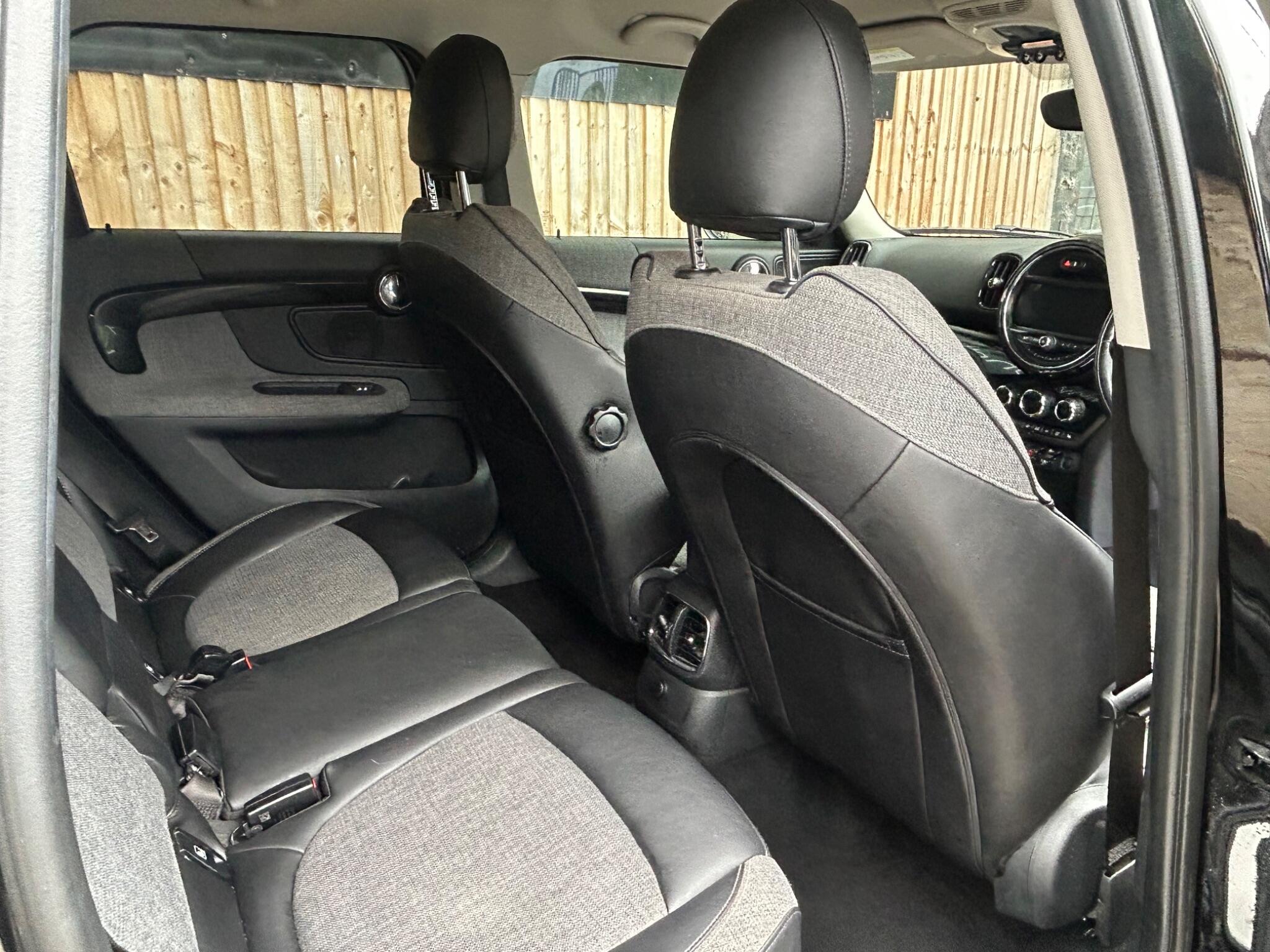 Mini Countryman view 37