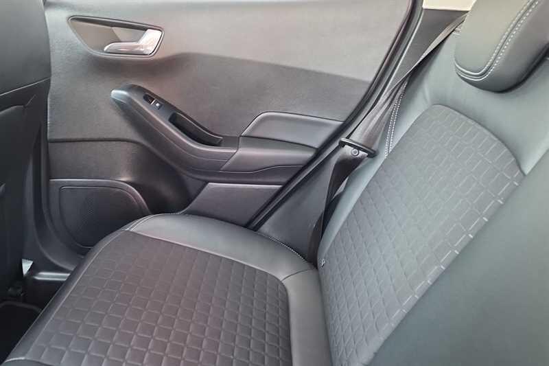 Ford Fiesta view 26