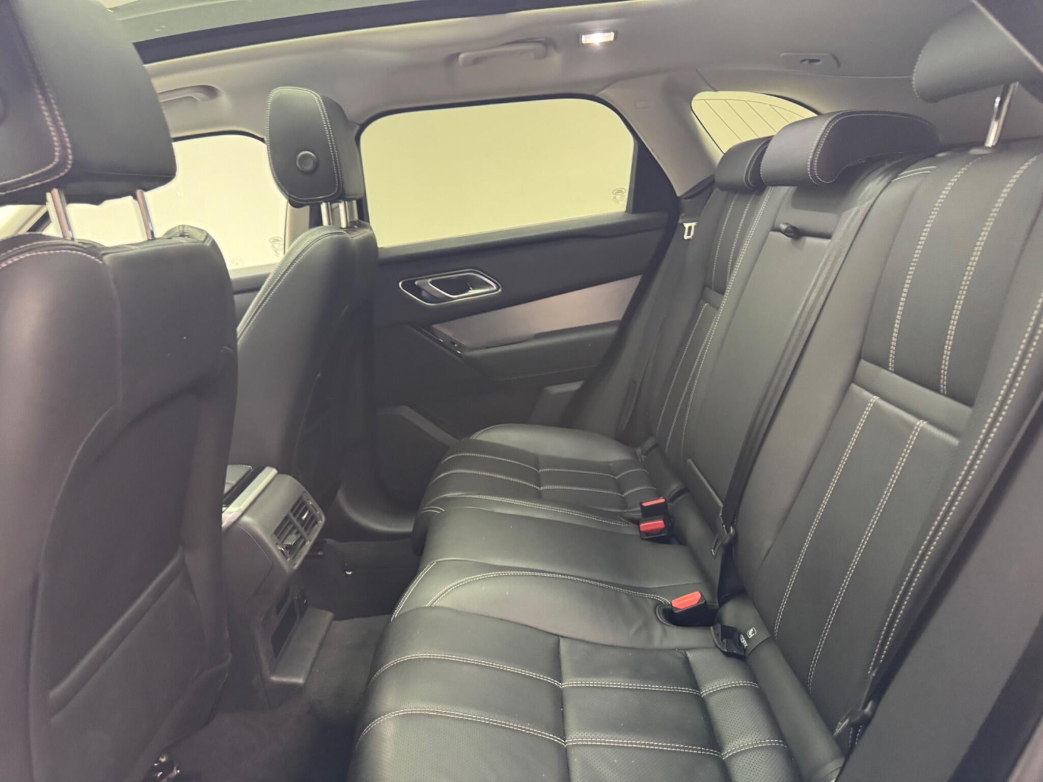 Land Rover Range Rover Velar view 9