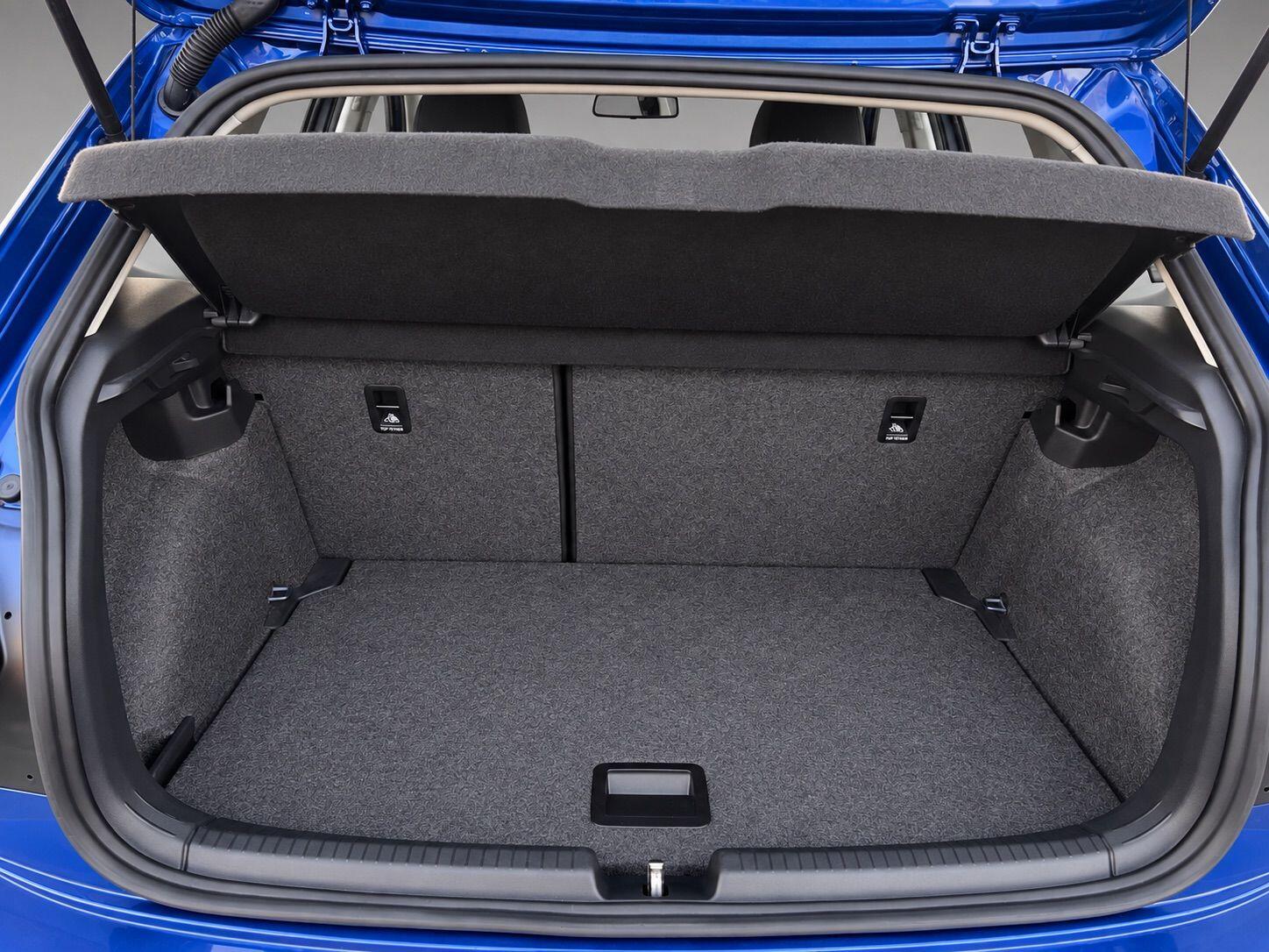 Volkswagen Polo view 38