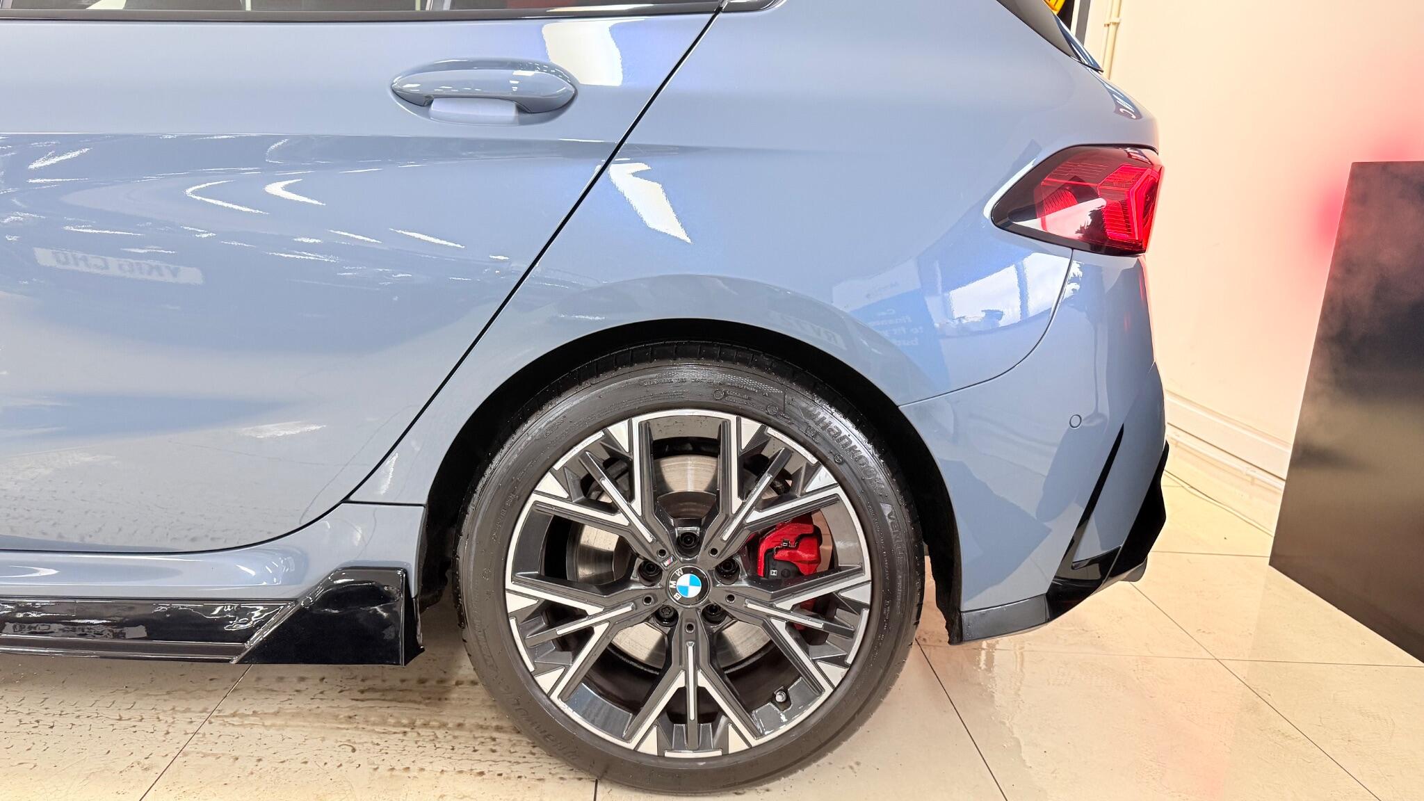 BMW 1 Series view 64