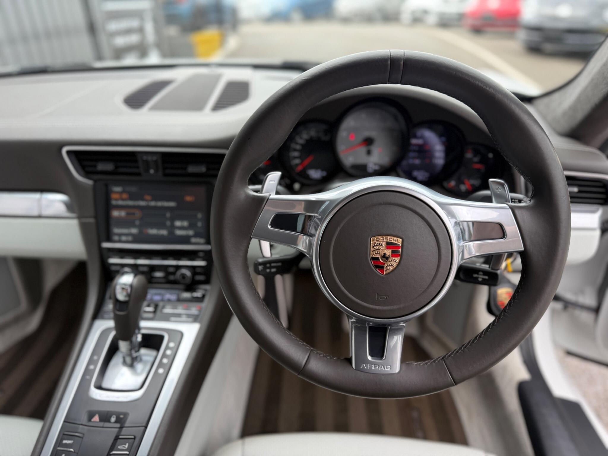 Porsche 911 view 65
