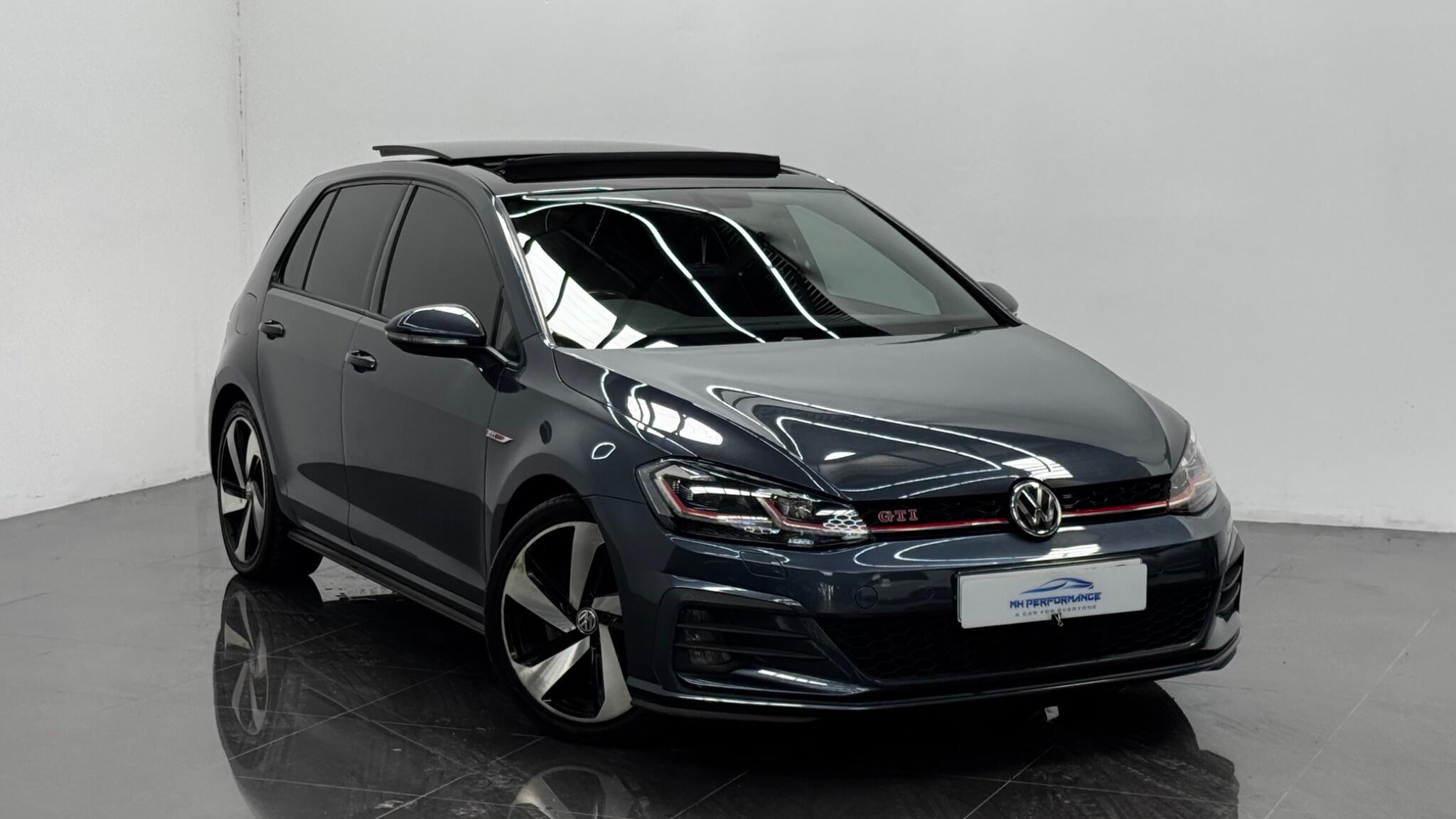 Volkswagen Golf view 34