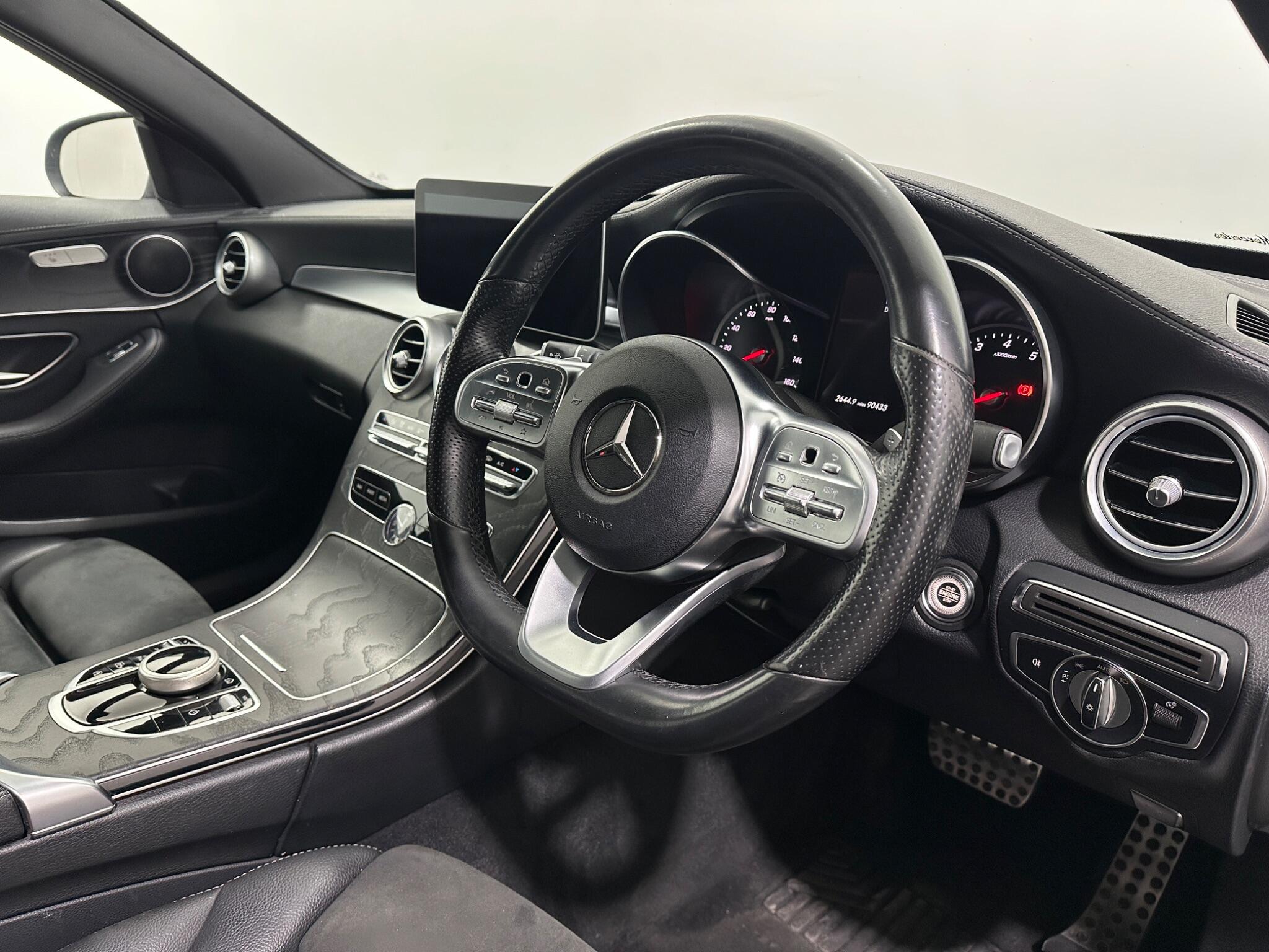 Mercedes-Benz C-Class view 11