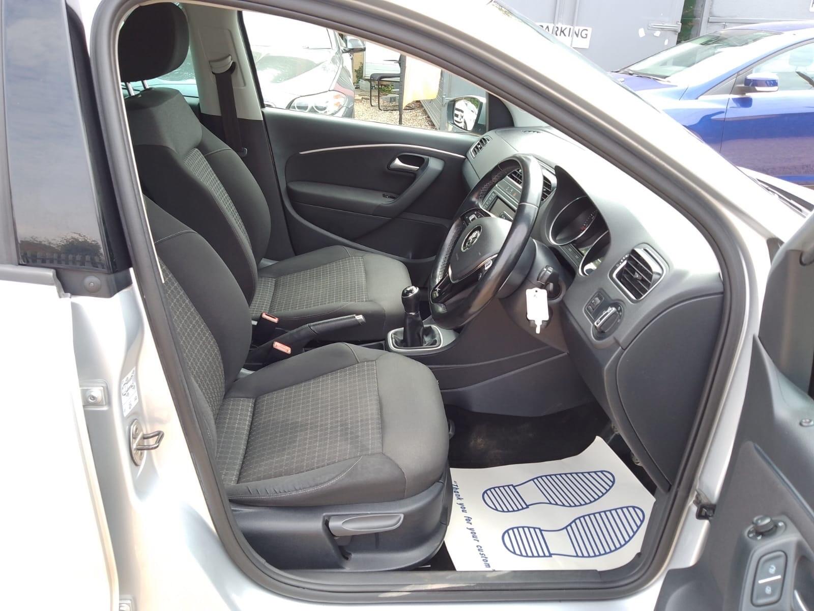 Volkswagen Polo view 27