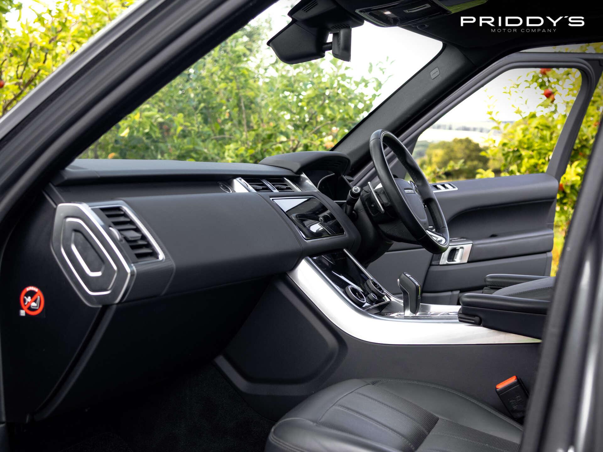 Land Rover Range Rover Sport view 29