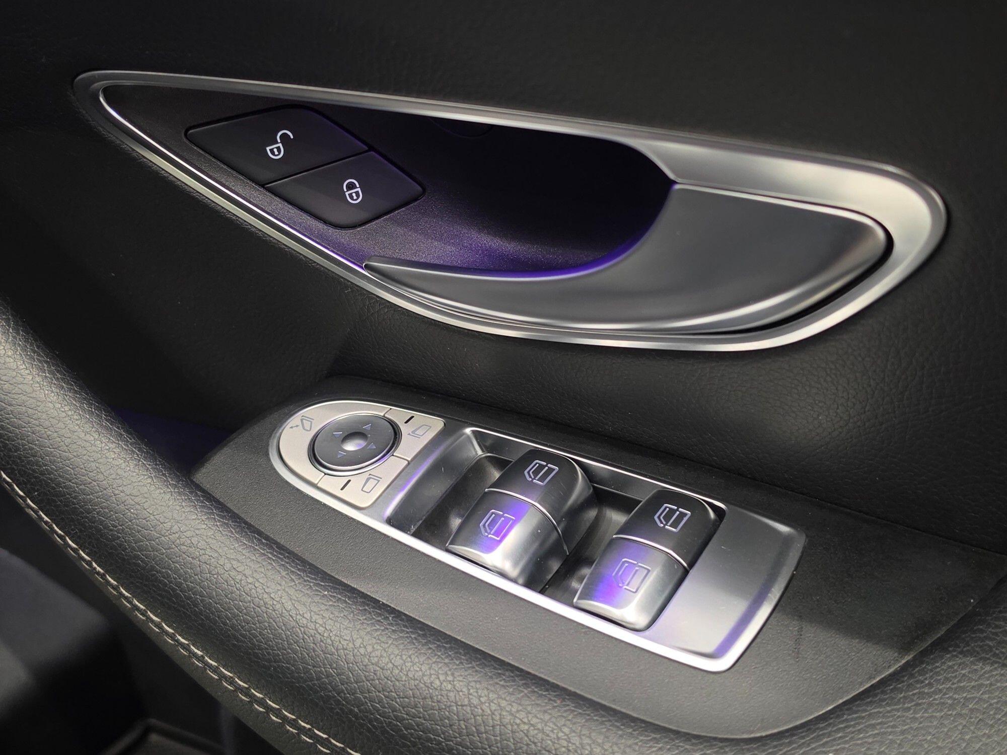 Mercedes-Benz E-Class view 122